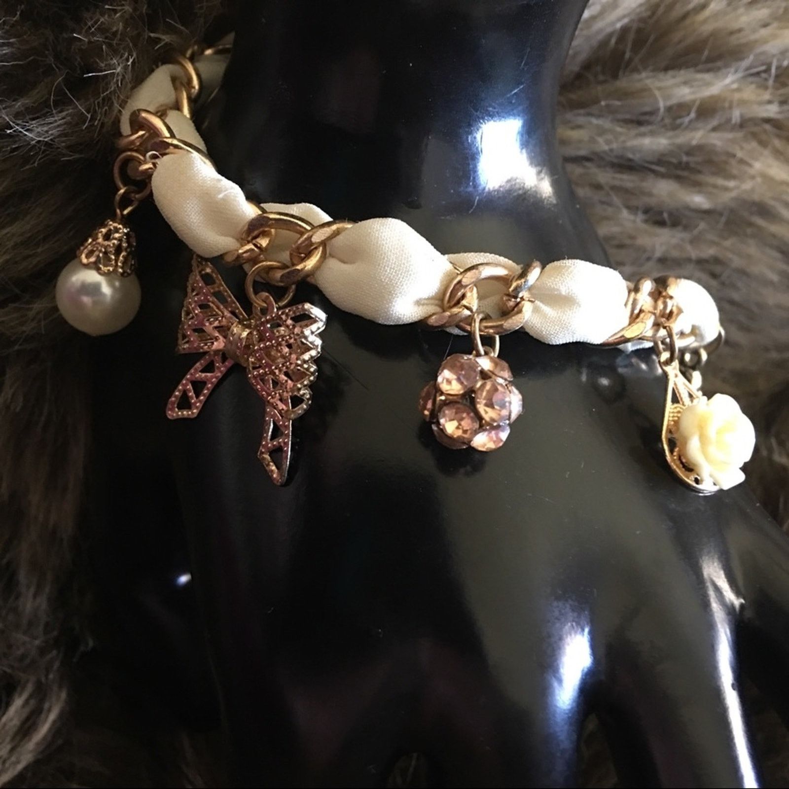 Jewelry Victorian style cream silk chain charm bracelet Size ONE SIZE - 4 Thumbnail