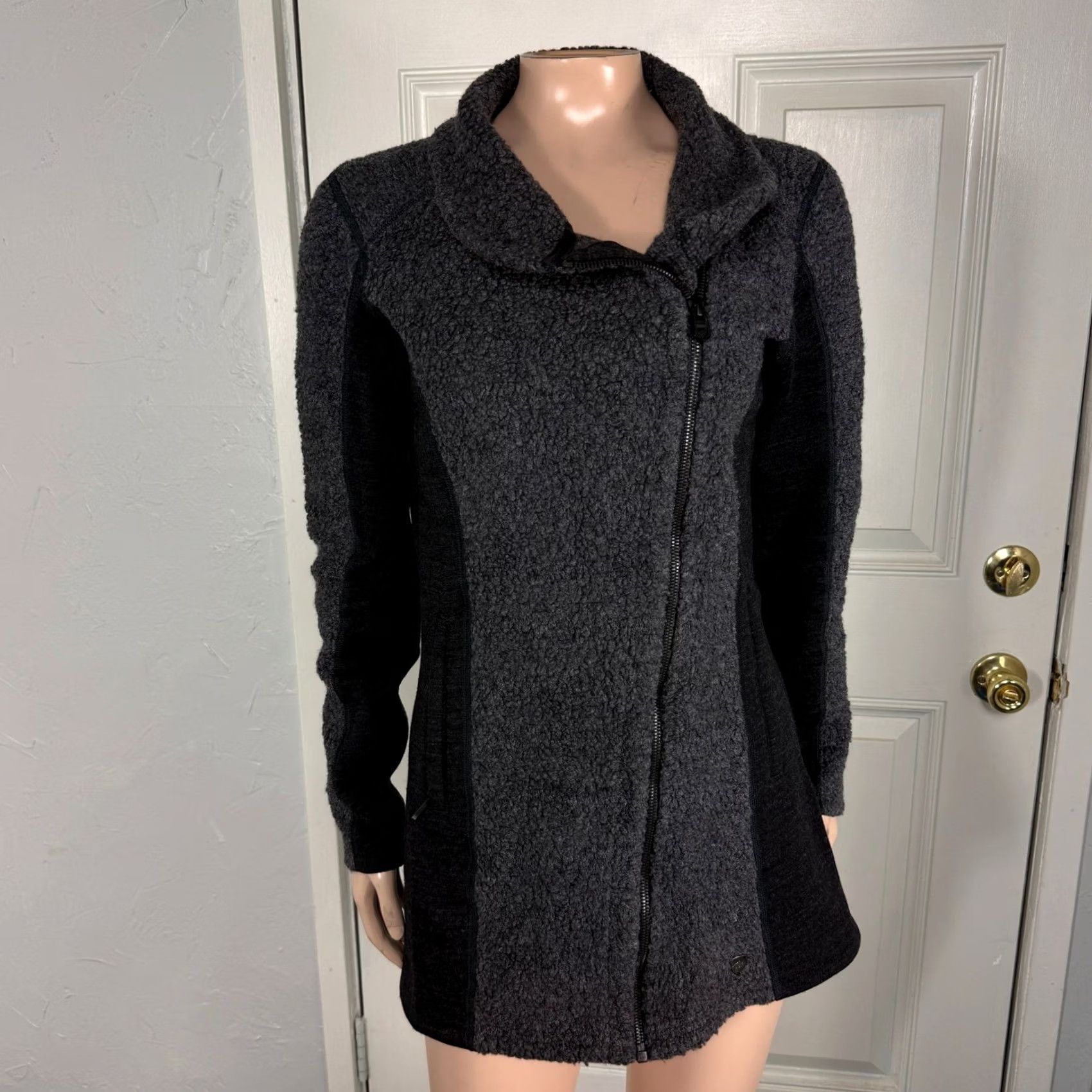 Vintage Kuhl Womens Sweater XS Kozet Long jacket Wool Blend Asymmetrical Full zip M3-22 Size XS / US 0-2 / IT 36-38 - 2 Thumbnail