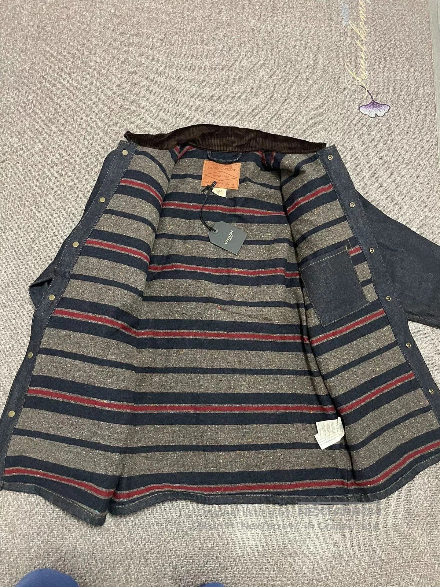 Filson Filson Men's Lined Denim Cruiser. Size US XS / EU 42 / 0 - 7 Thumbnail