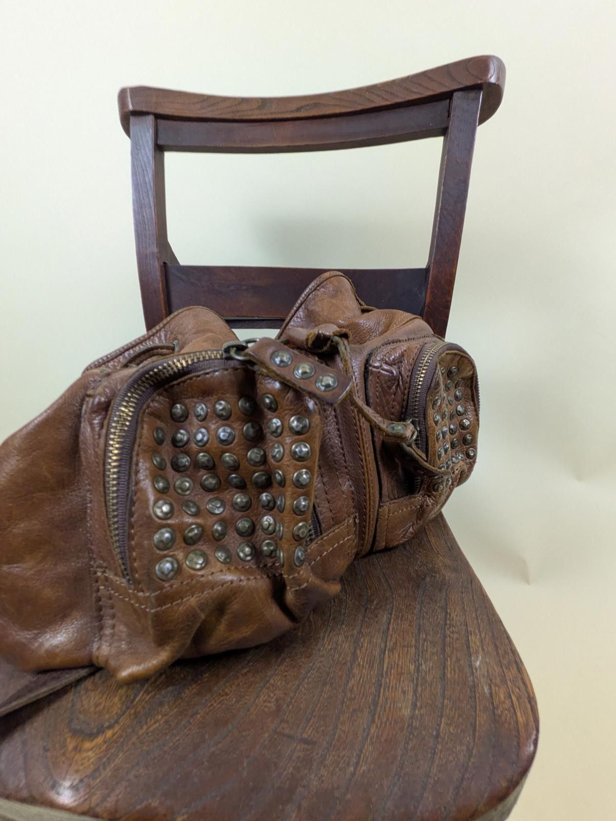 Frye Frye Brooke studded drawstring bucket bag Size ONE SIZE - 9 Thumbnail