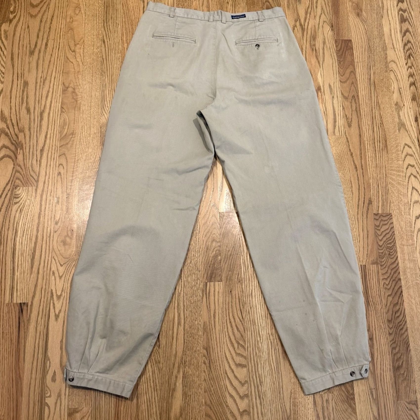 Patagonia VINTAGE Patagonia Bombachas Pants Men 36x33.5 Khaki Beige 5-Pocket Wide-Leg Chino Authentic Clothing Size US 36 / EU 52 - 6 Thumbnail