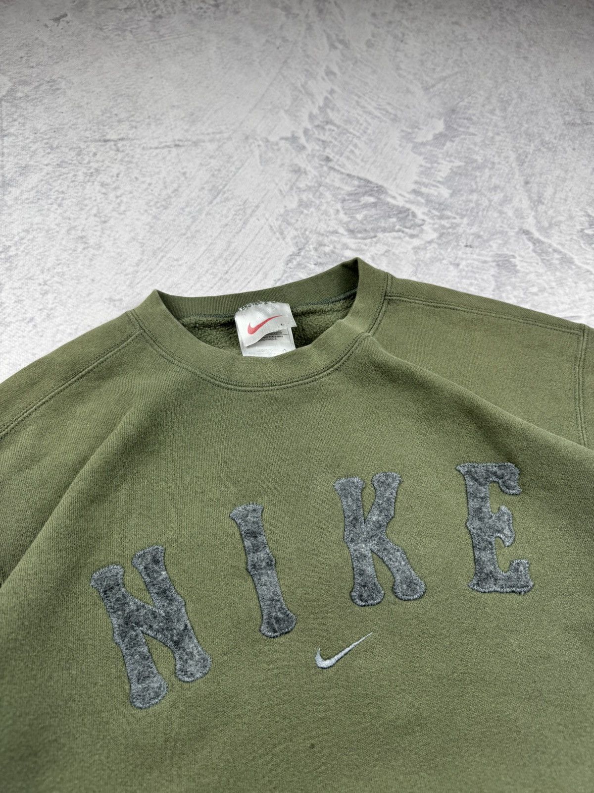 Nike × Vintage NIKE VINTAGE CENTER LOGO OVERSIZE BOXY SWEATSHIRT Size US L / EU 52-54 / 3 - 3 Thumbnail