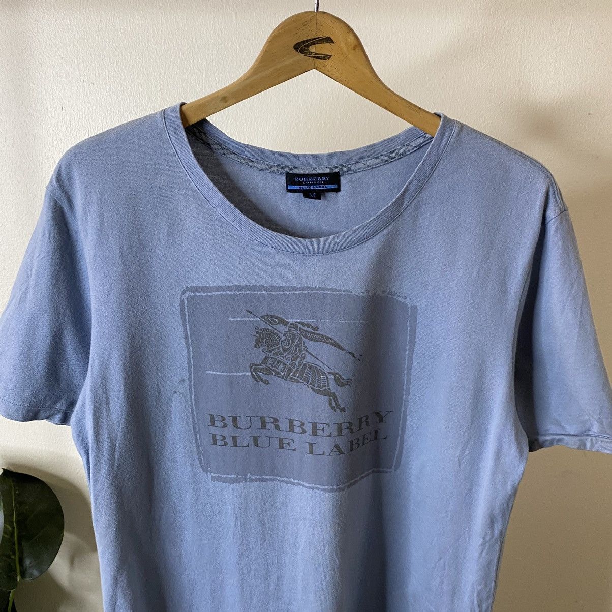 Burberry Burberry London Blue Label OG Logo Graphic T Shirt Size US M / EU 48-50 / 2 - 2 Thumbnail