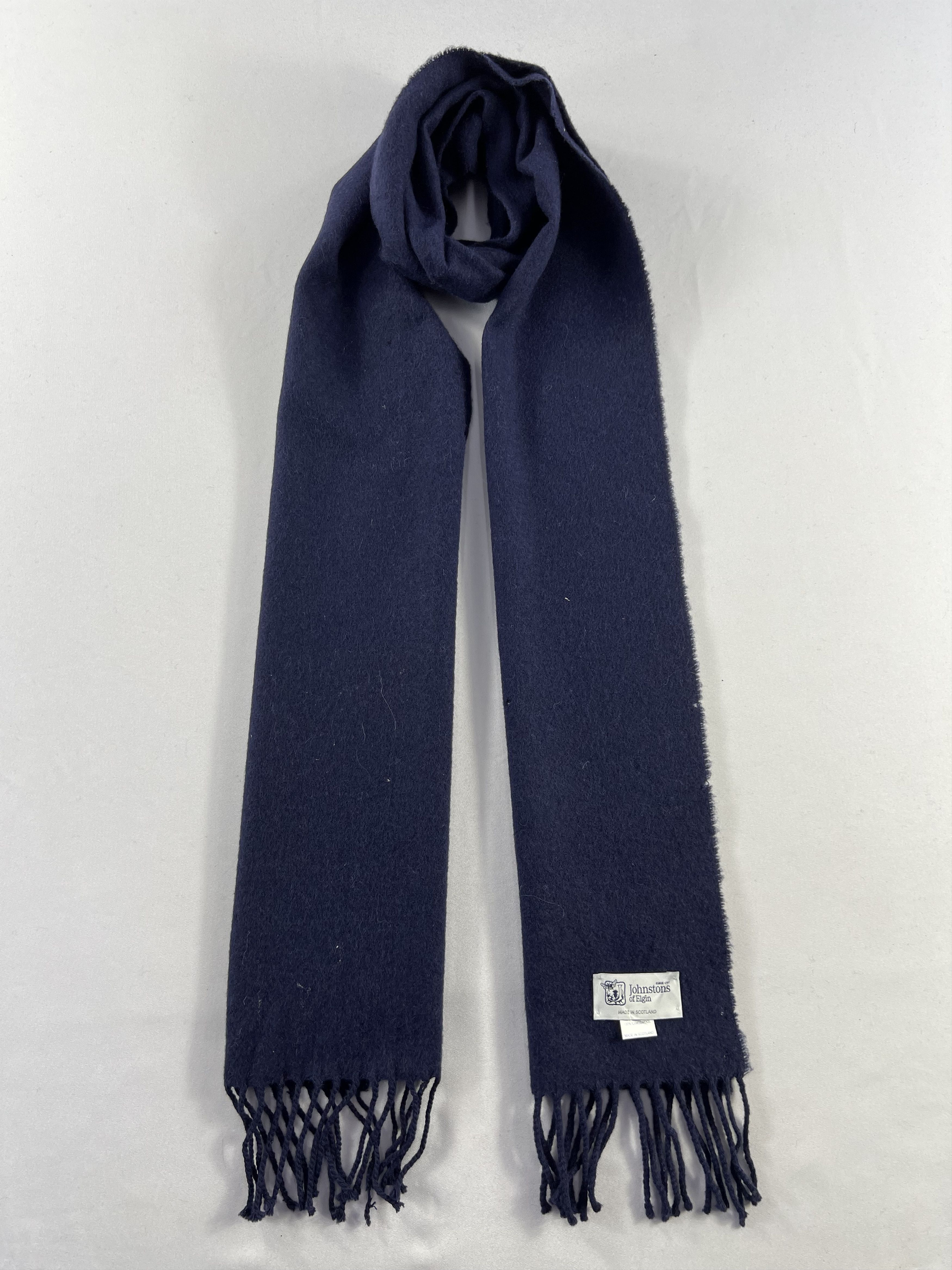 Johnstons Of Elgin Johnstons Of Elgin Scarf / Muffler / Neckwear P1057 Size ONE SIZE - 1 Thumbnail