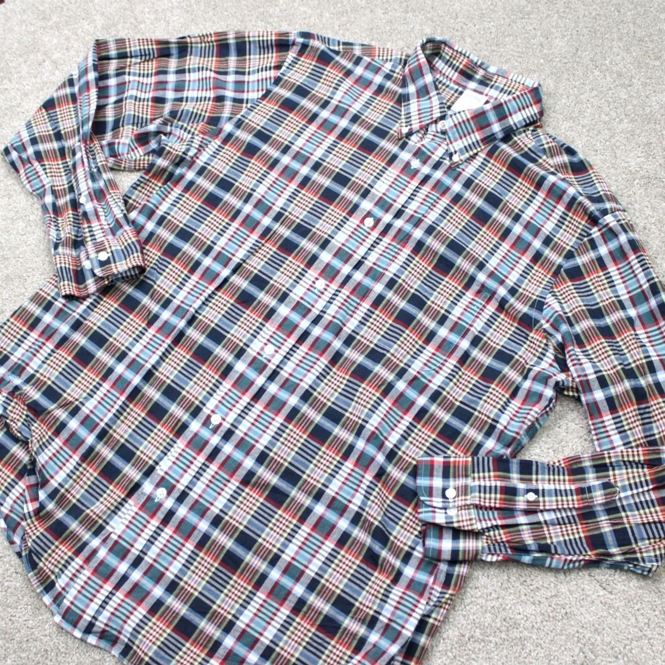 Brooks Brothers Brooks Brothers Regent Shirt Mens XL Red/Green Plaid 100% Cotton Long Sleeve Button-Up Size US XL / EU 56 / 4 - 4 Thumbnail