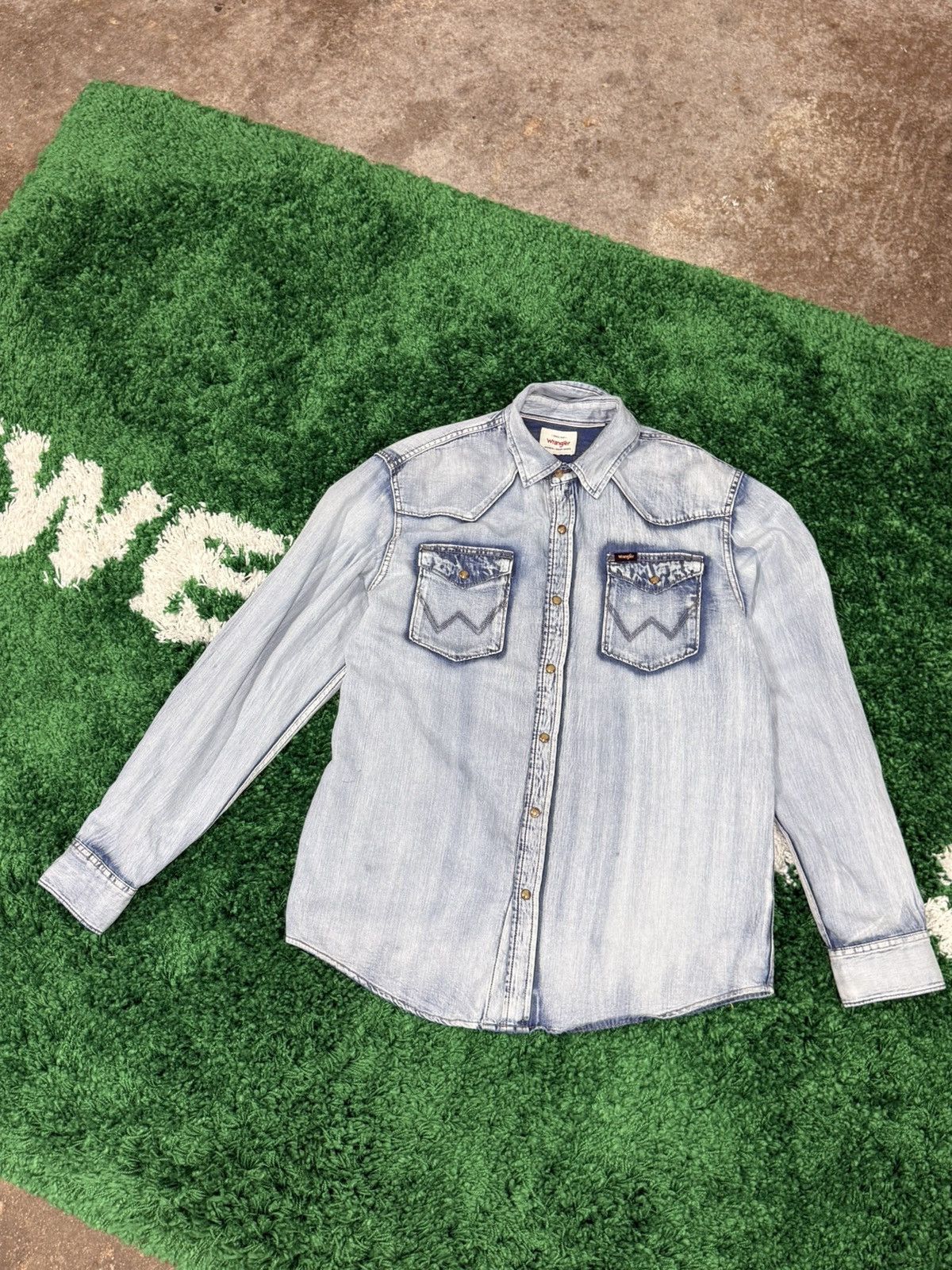 Wrangler Denim Cowboy Yoke Pocket Logo Shirt Jean Medium