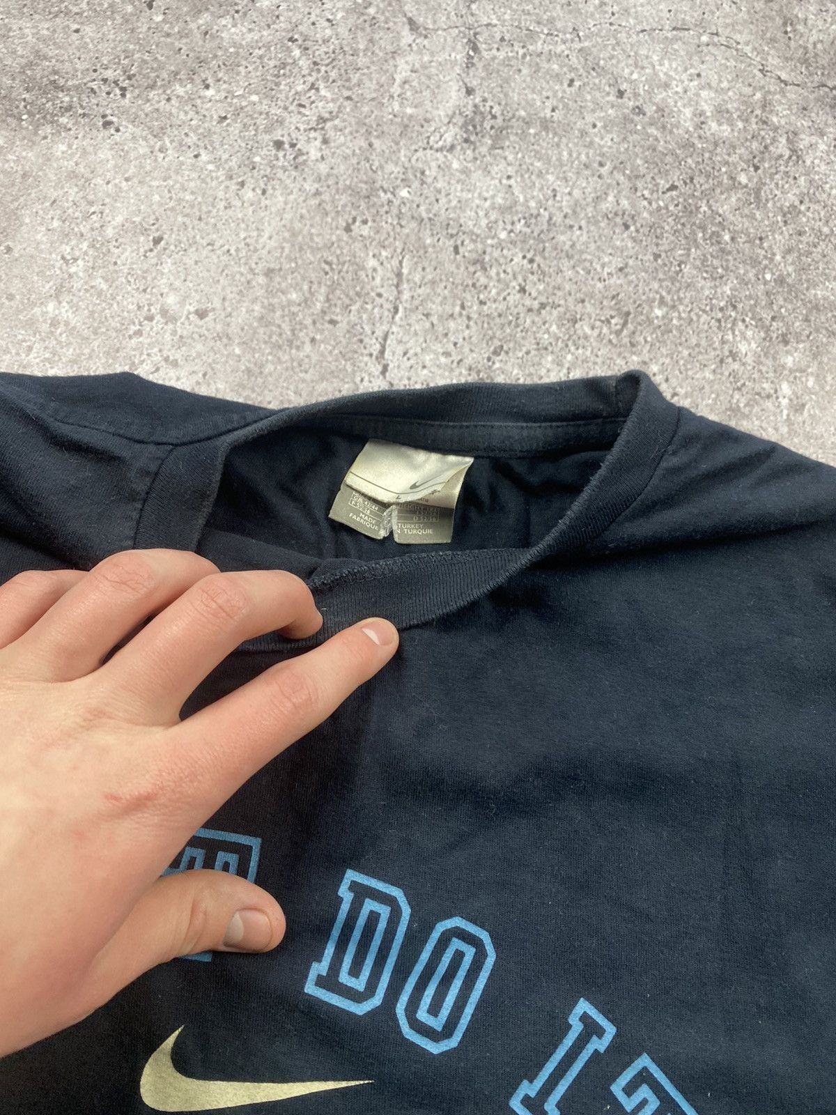 Nike × Vintage Vintage 90s Nike Faded Blue Just Do It Y2K T-shirt Size US L / EU 52-54 / 3 - 2 Thumbnail