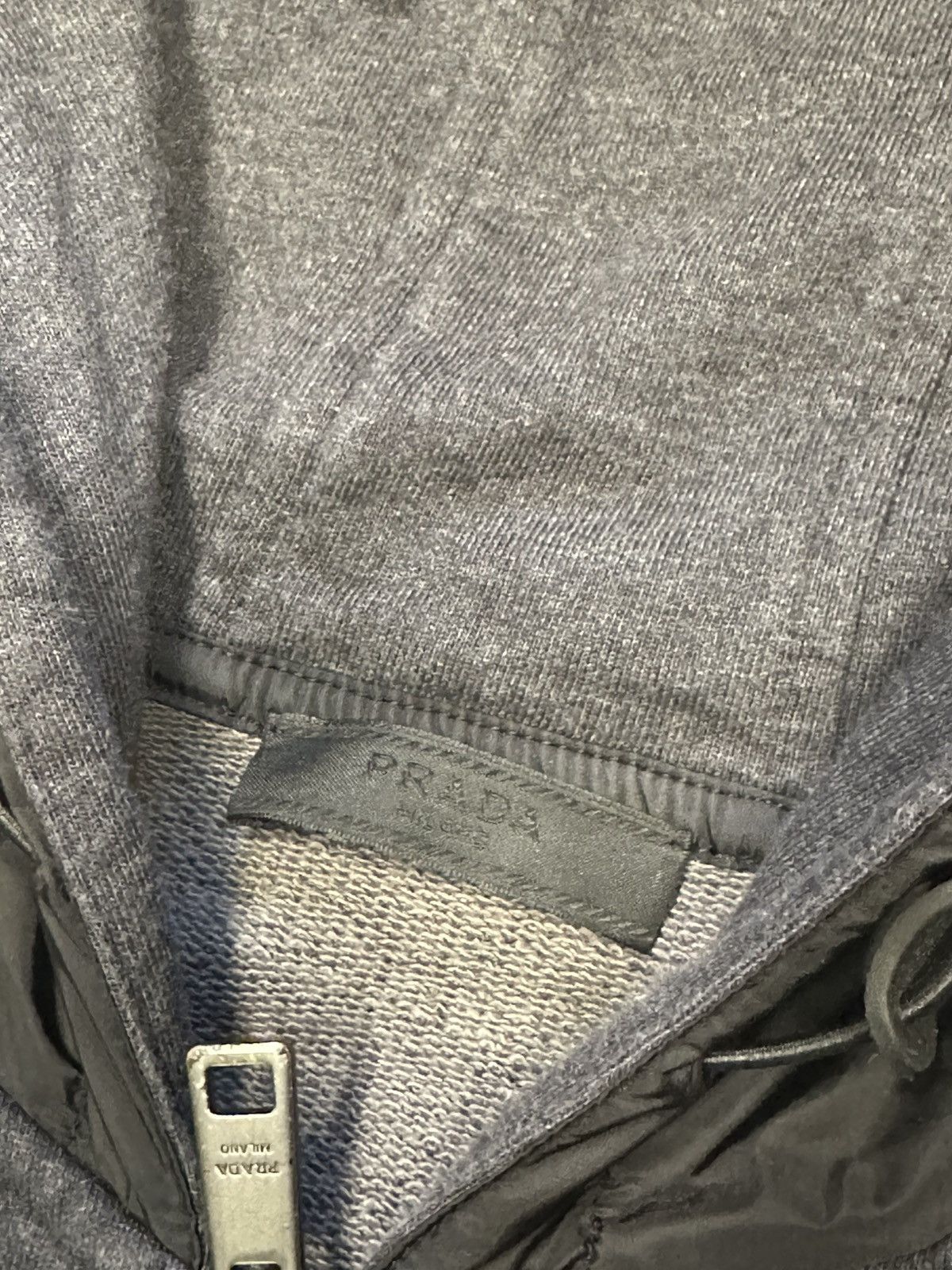 Prada Prada Basic Zip-Up Hoodie Size US M / EU 48-50 / 2 - 2 Thumbnail