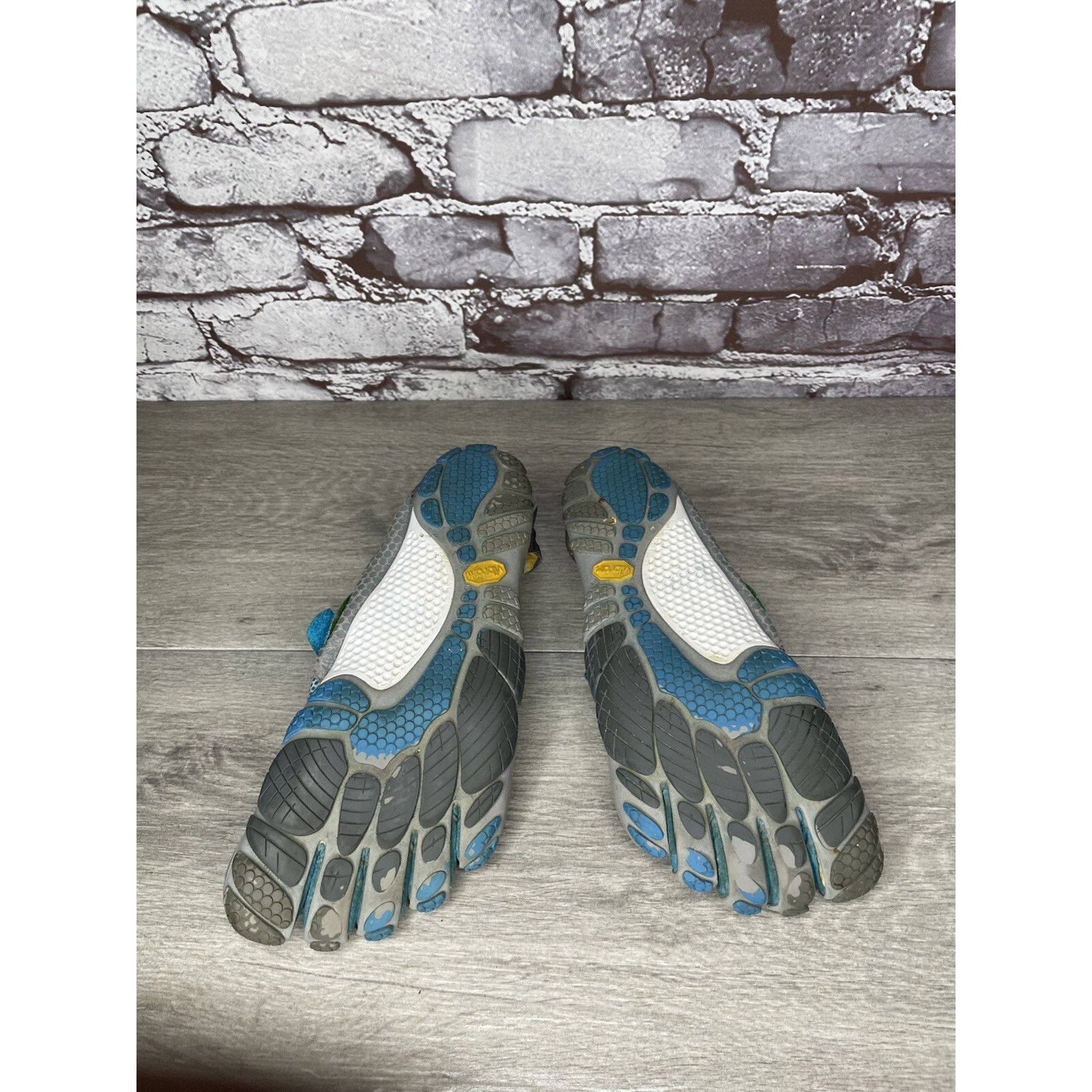 Vibram VIBRAM FiveFingers Gray Blue Textile Barefoot Running Shoes Size US 7.5 / IT 37.5 - 7 Thumbnail