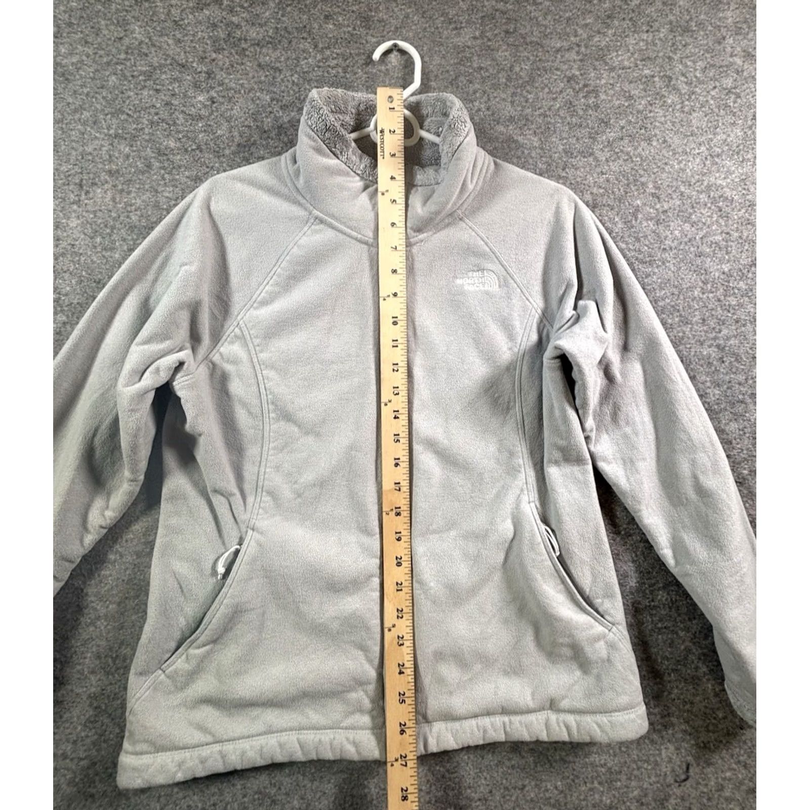 The North Face The North Face Women's Medium Gray Zip Up Fleece Jacket Outdoor Wear, Denali, Logo, Full Zip, Regular Fit, 3-Season, Machine Washable Jacket Size M / US 6-8 / IT 42-44 - 4 Thumbnail