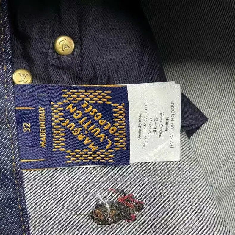 Louis Vuitton Louis Vuitton Blue monogrammed Logo embroidered flared jea Size US 27 - 4 Thumbnail
