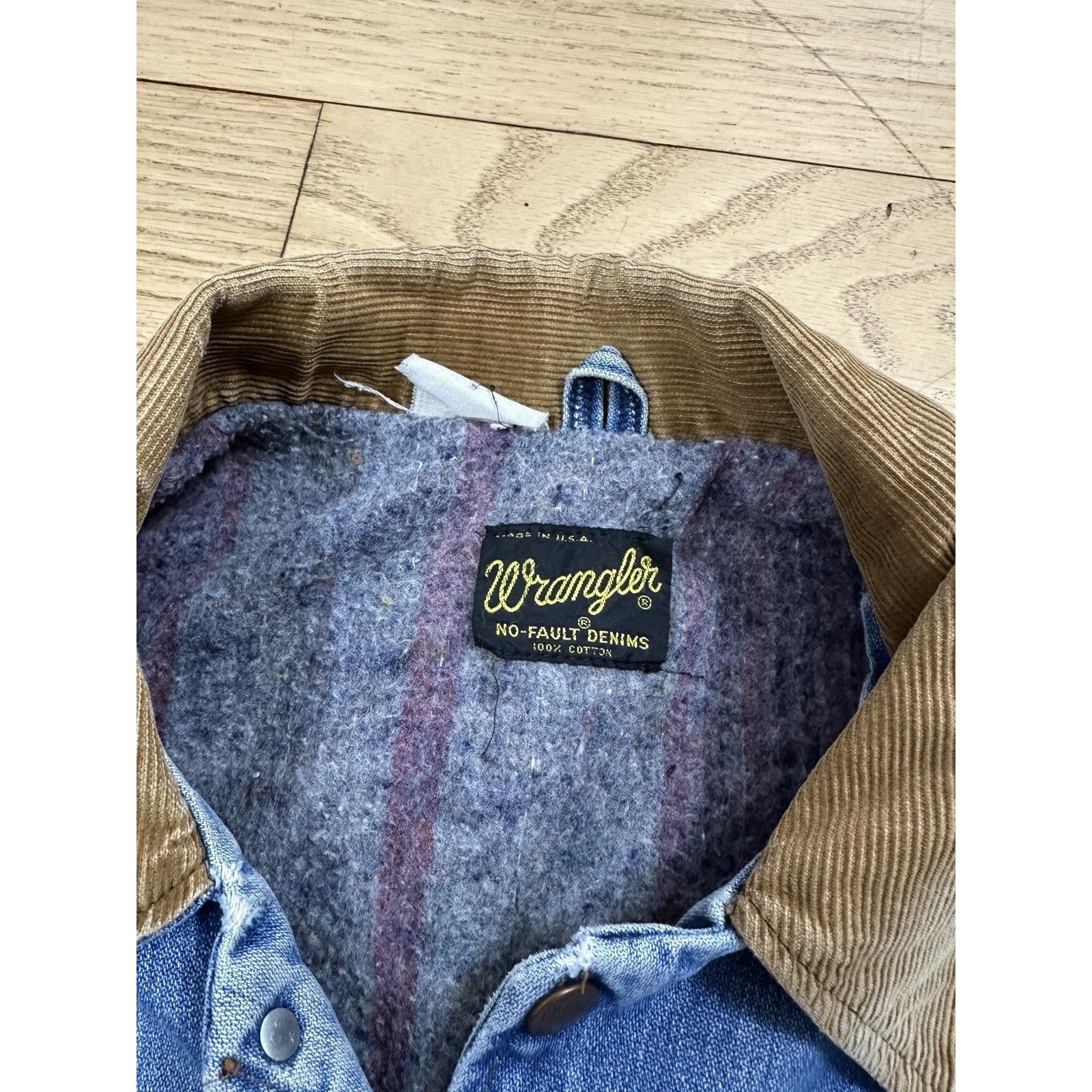 Vintage × Wrangler Vintage 70s Wrangler No Fault Denim Blanket Lined Jacket Size US L / EU 52-54 / 3 - 4 Thumbnail