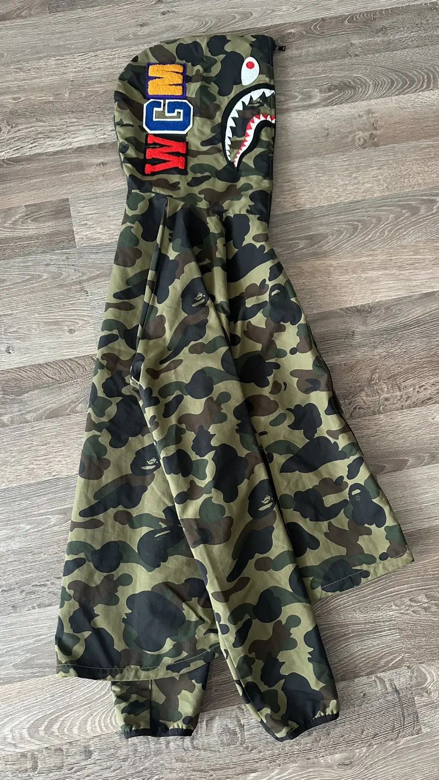 Bape A Bathing Ape BAPE First Camo Green Shark Full Zip Jacket Size US XXL / EU 58 / 5 - 4 Thumbnail