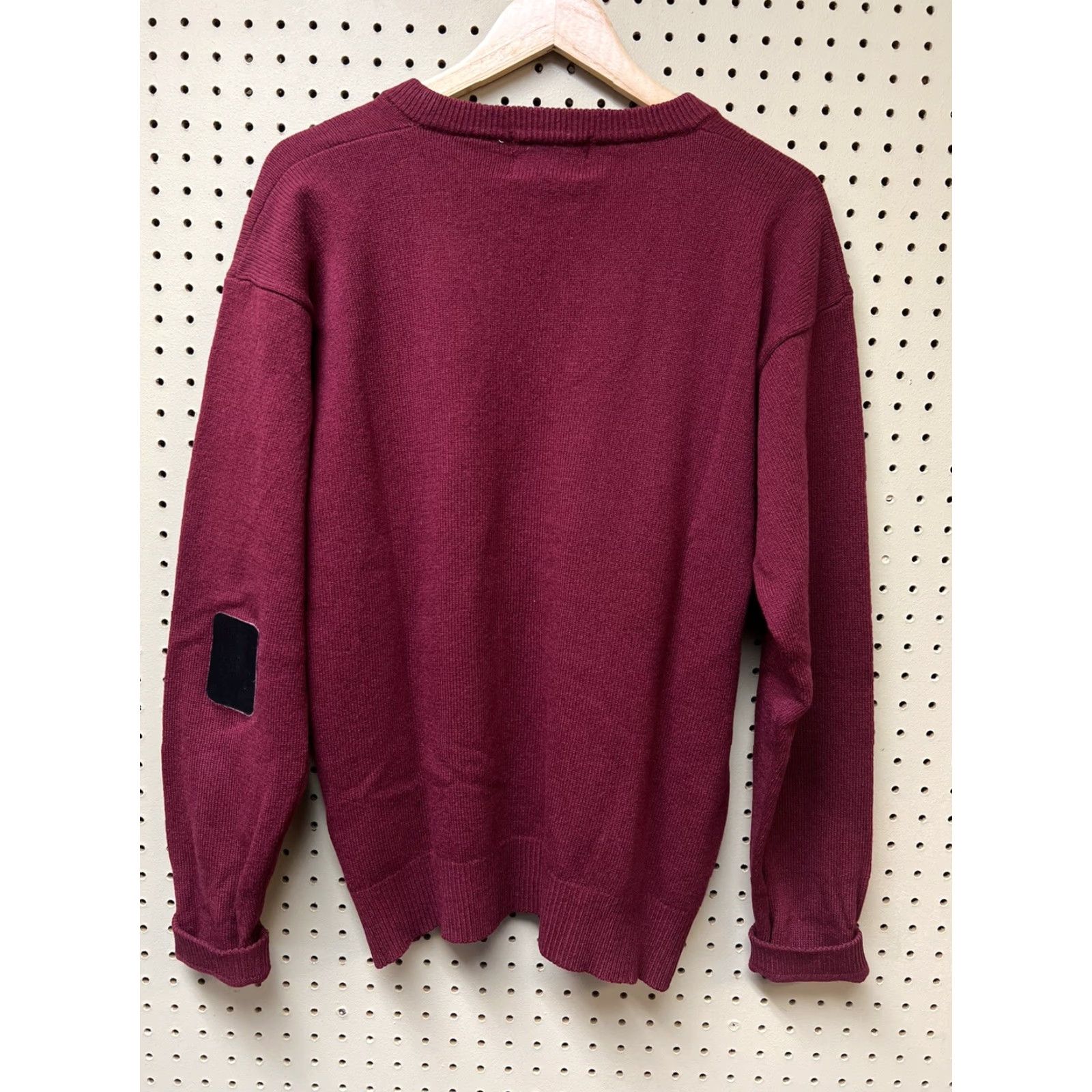 Sears VINTAGE Sears Mens Red Lambs Wool V-Neck Long Sleeve Large Sweater Size US L / EU 52-54 / 3 - 2 Thumbnail