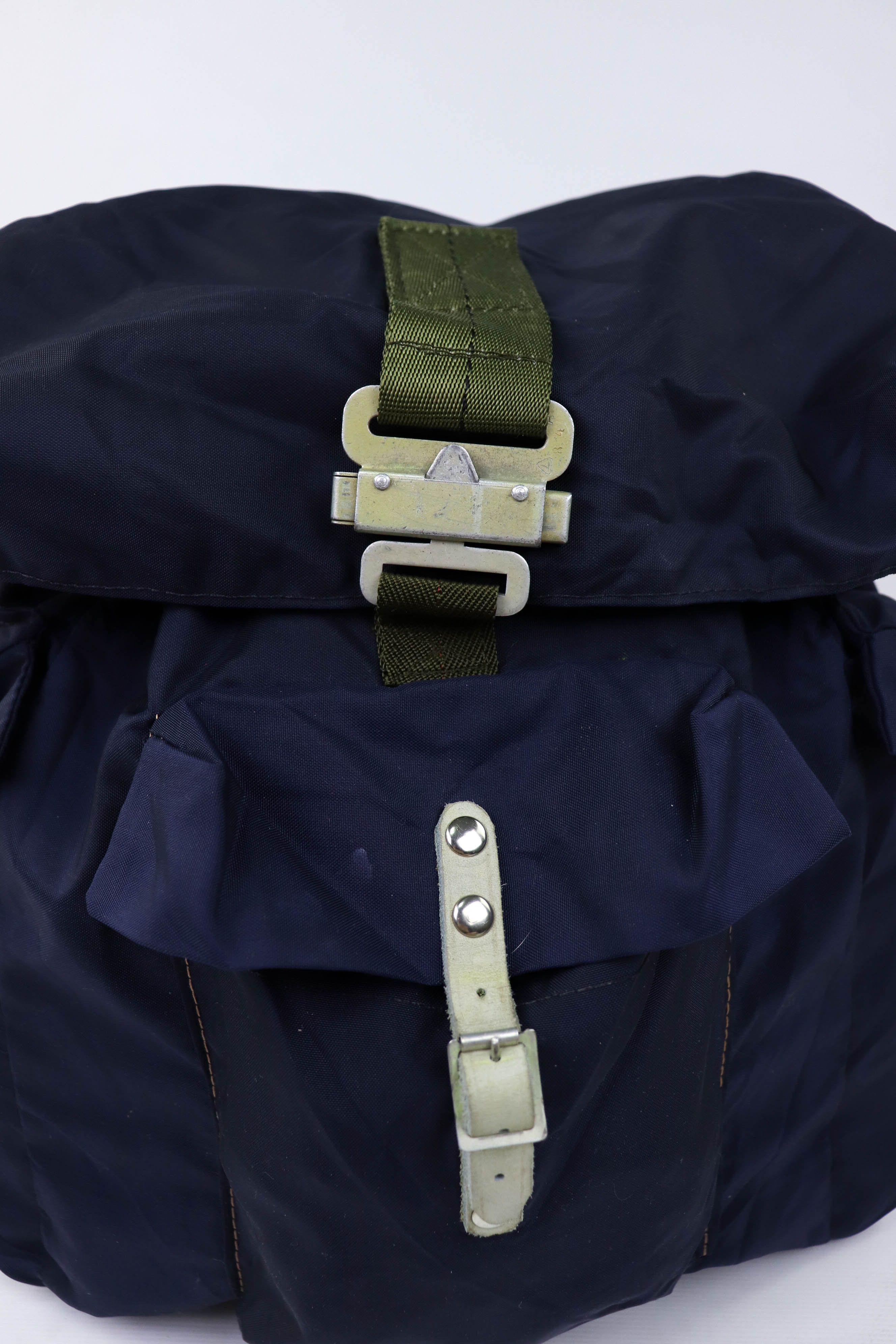Vintage Vintage Custom Made Nylon/Leather Military Army Rucksack Size ONE SIZE - 13 Thumbnail