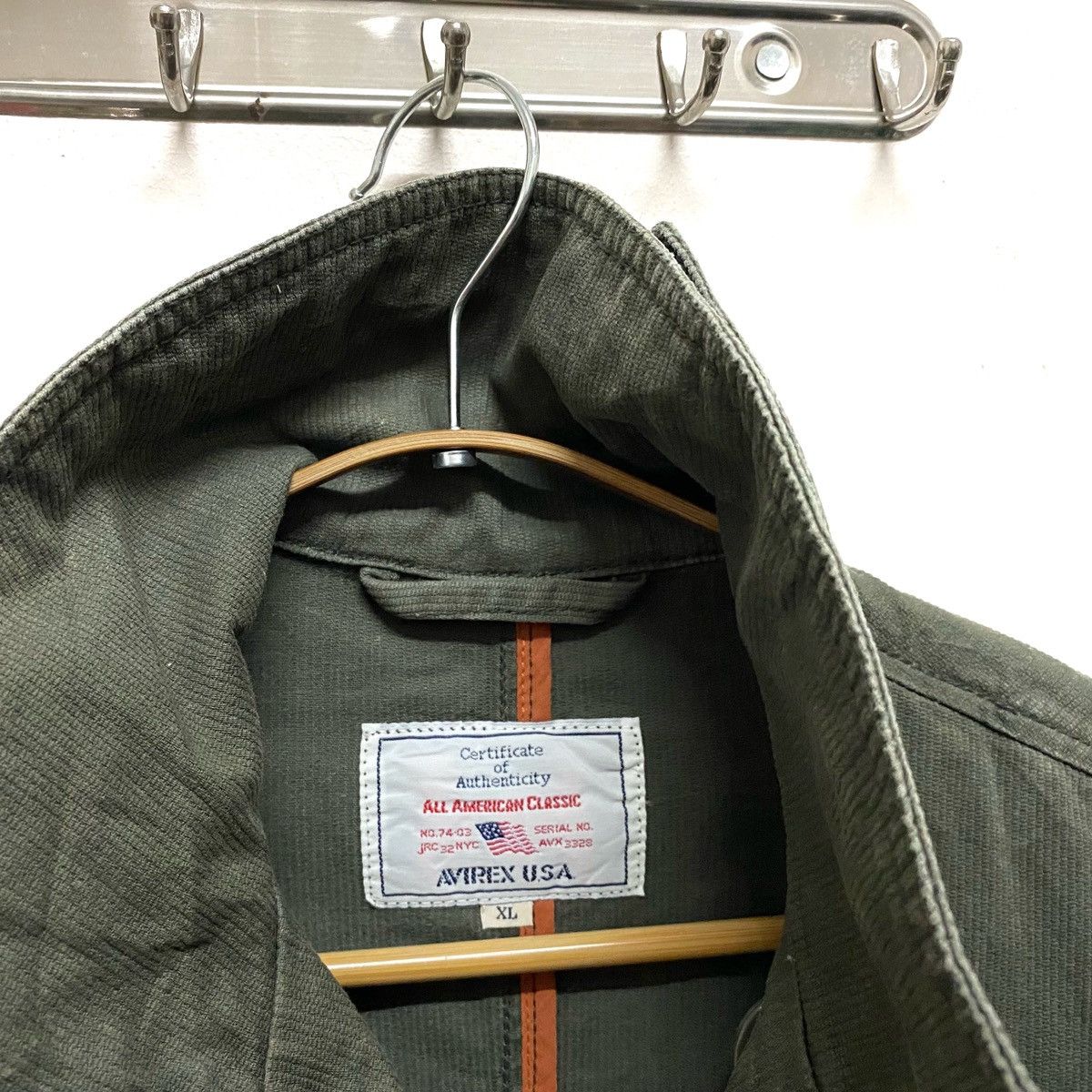 Avirex × Vintage Vintage Avirex USA Certificate Military Chore Button Up Size US L / EU 52-54 / 3 - 9 Thumbnail