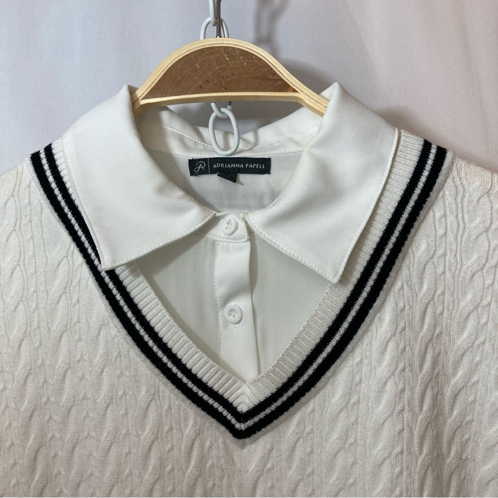 Adrianna Papell Adrianna Papell Ivory White Button Sweater Vest Blouse Top Size M / US 6-8 / IT 42-44 - 4 Thumbnail
