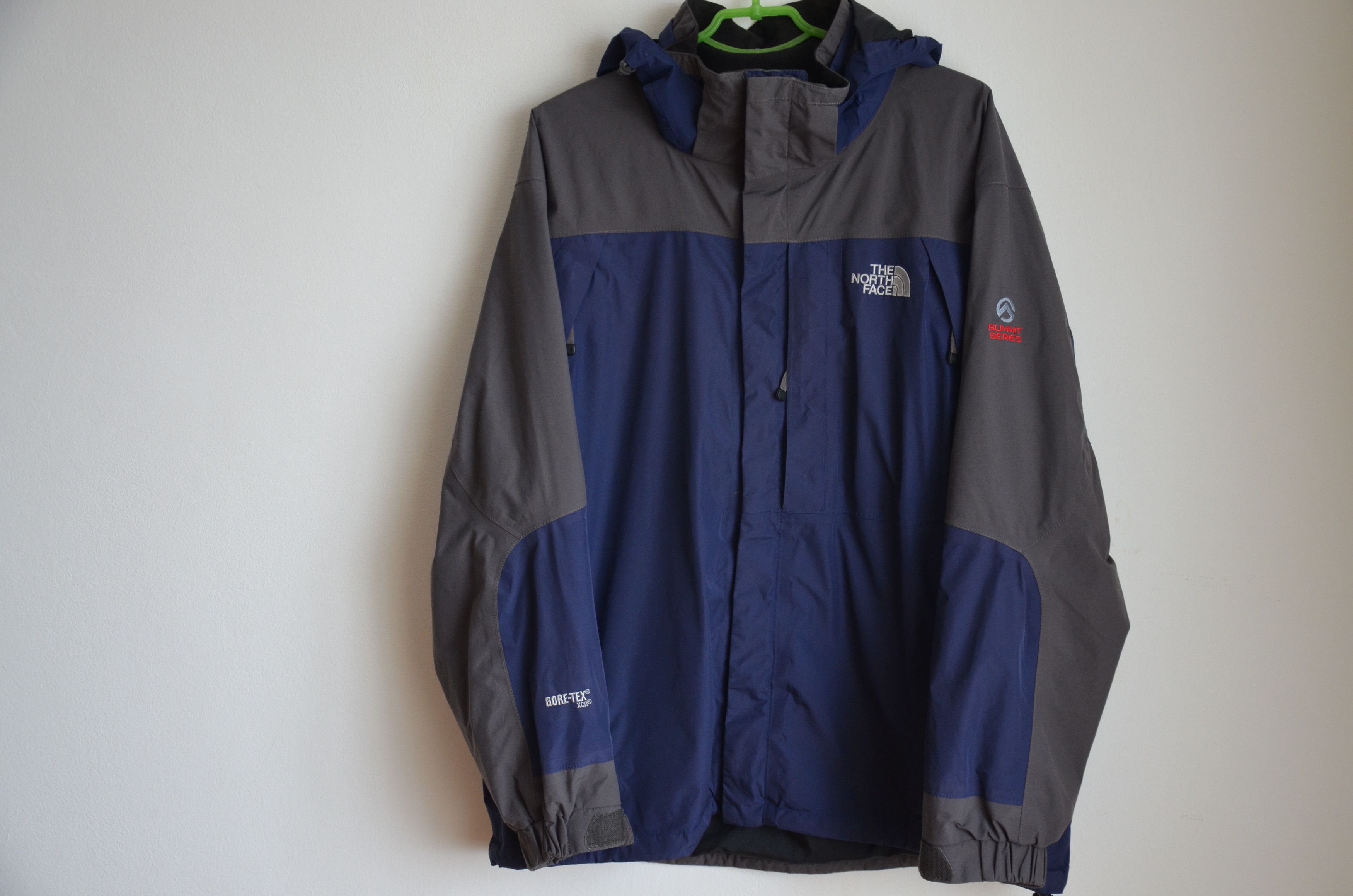 image of The North Face Summit Series Gore-Tex Xcr Mens Jacket in Black (Size XL)