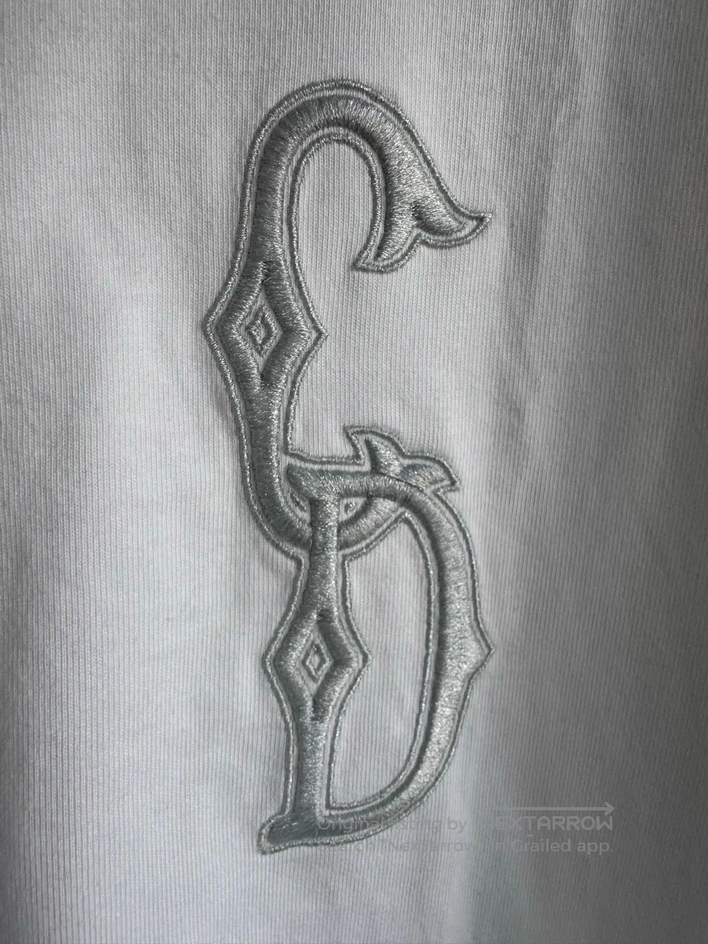 Dior White Short-Sleeve T-Shirt with Embroidered Design. Size US S / EU 44-46 / 1 - 3 Thumbnail