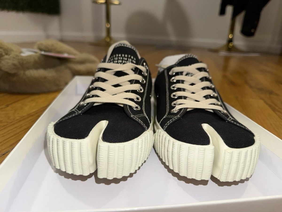 Maison Margiela Maison Margiela Tabis Size US 9.5 / IT 39.5 - 2 Thumbnail