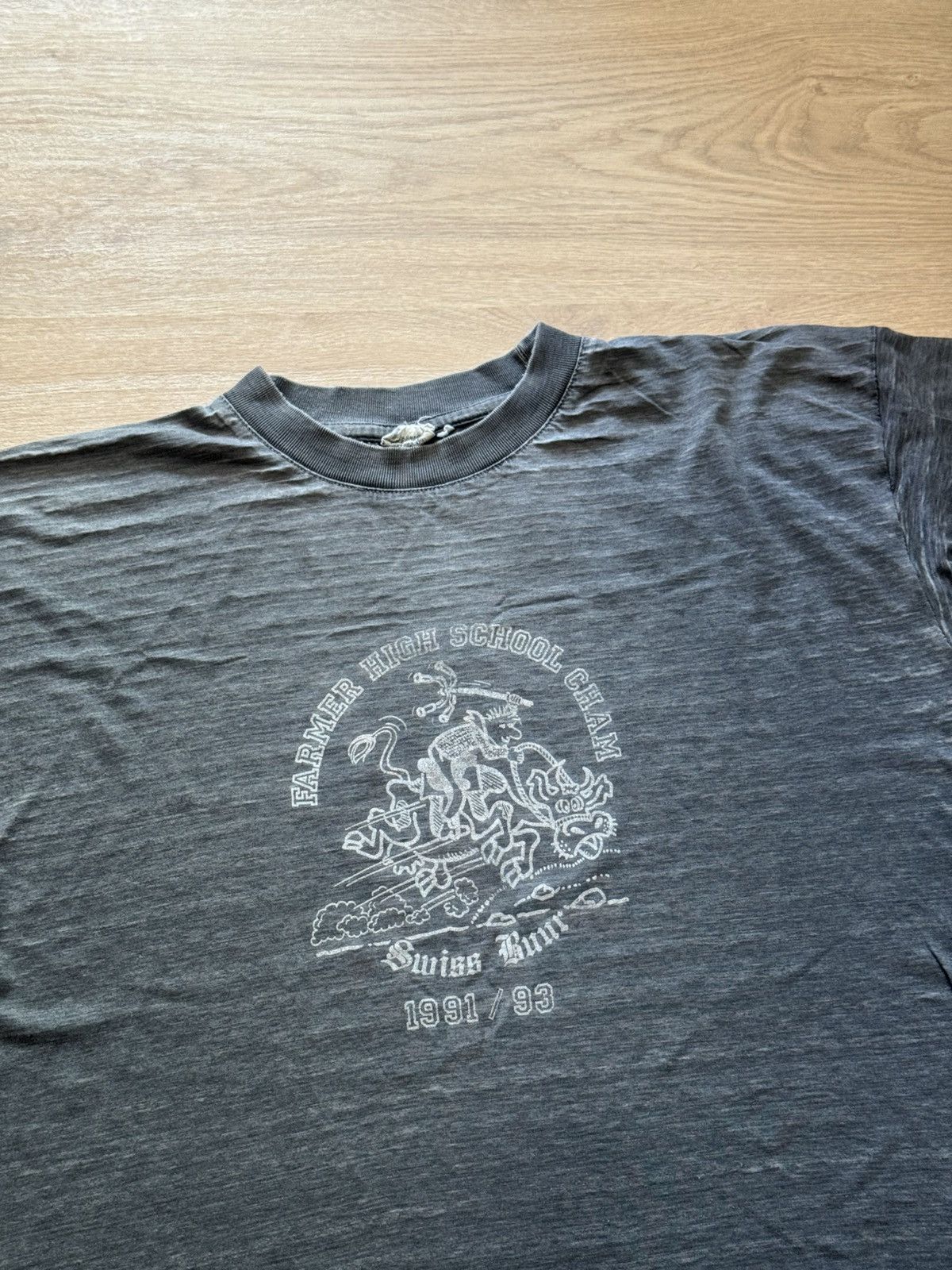 Vintage Vintage 90’s 1991/93 Farmer High School Cham Distressed Tee Size US XL / EU 56 / 4 - 2 Thumbnail