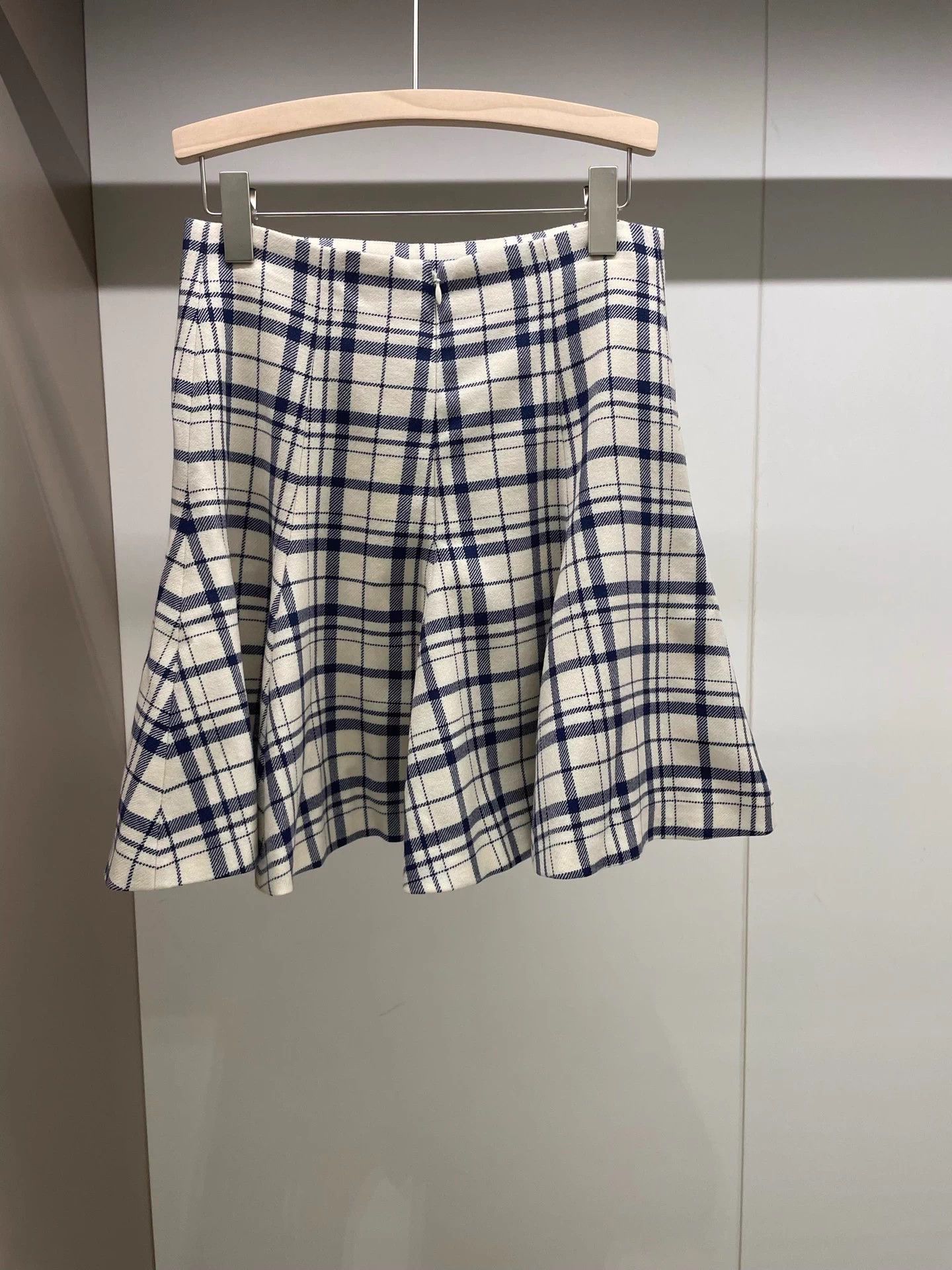 Other Christian Dior White Blue Plaid Wool Skirt F38 Size 27" / US 4 / IT 40 - 2 Thumbnail