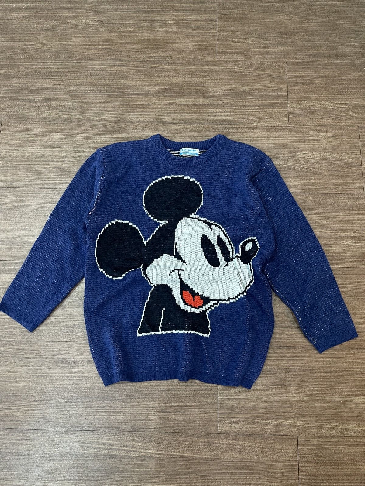 Disney Very rare vintage Disney Size US L / EU 52-54 / 3 - 1 Thumbnail