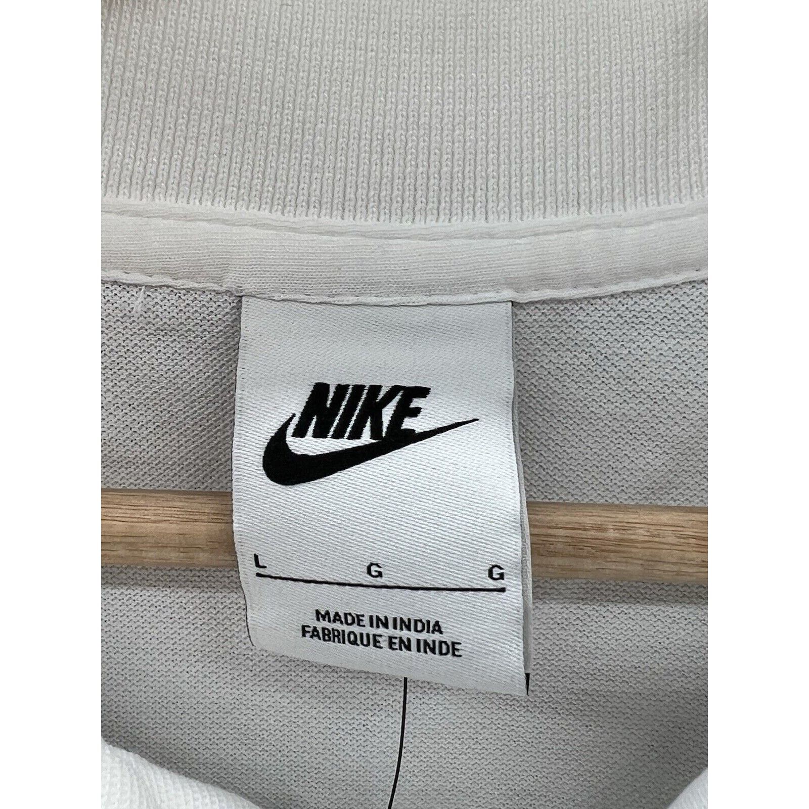 Nike Nike White/Black Club Polo CJ4456-100 Men’s Size Large Size US L / EU 52-54 / 3 - 3 Thumbnail
