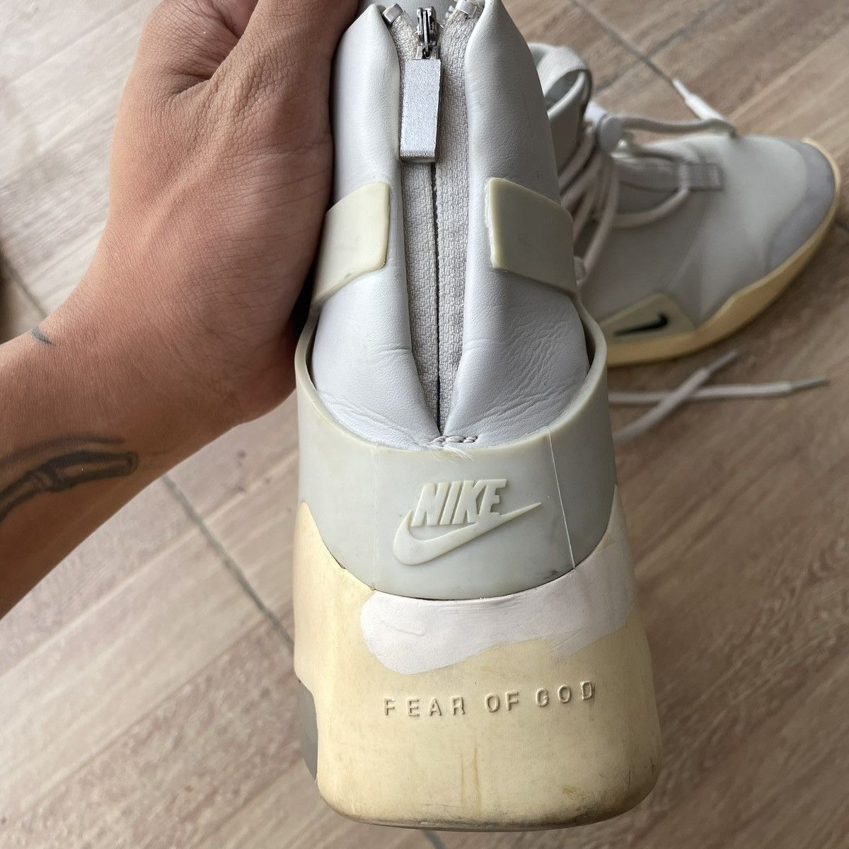 Fear of God × Nike NIKE FEAR OF GOD 1 "LIGHT BONE" Size US 9.5 / EU 42-43 - 3 Thumbnail