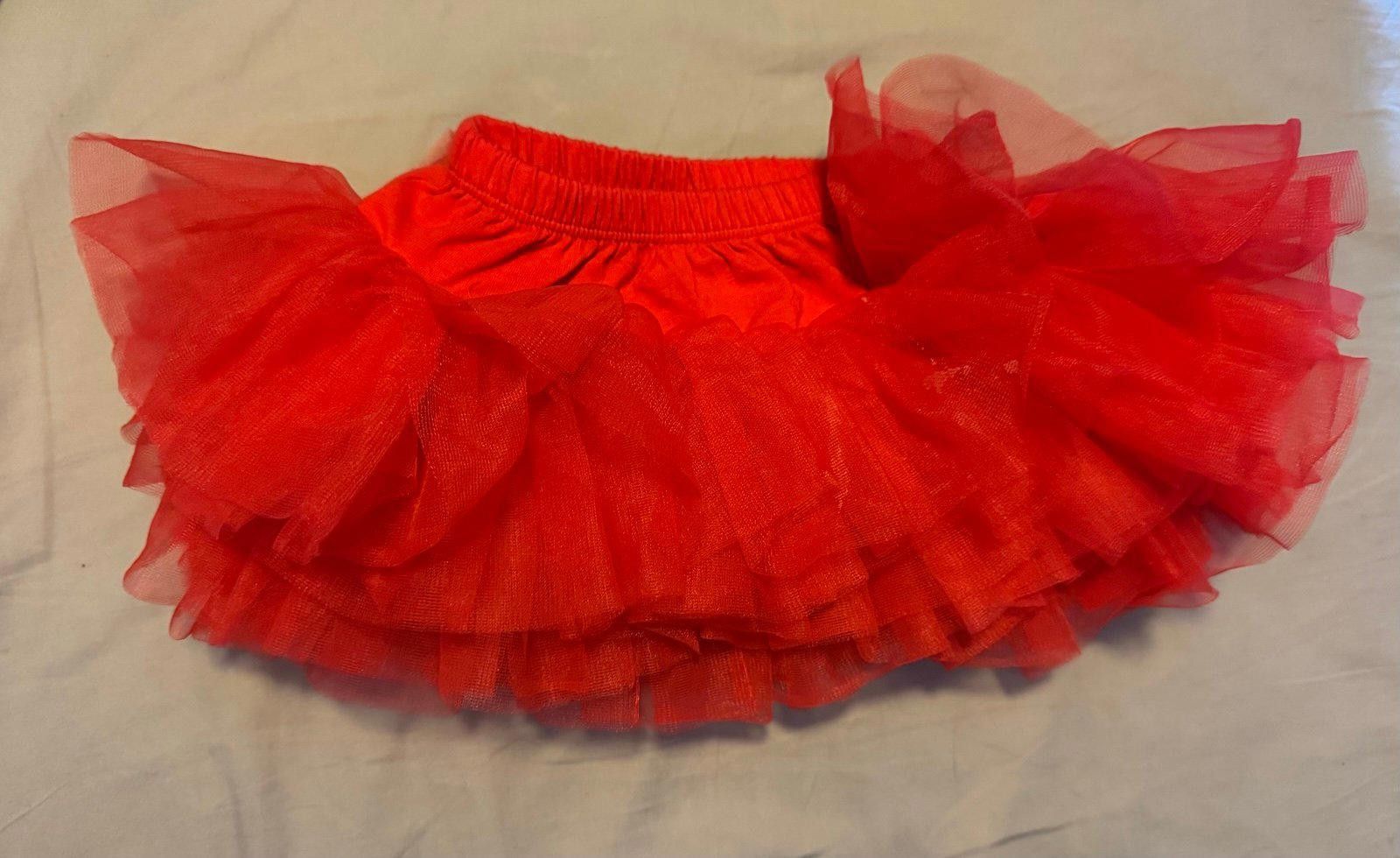 Designer Red Baby Tutu Diaper Cover 12 Months Size 24" / US 00 / IT 34 - 1 Thumbnail