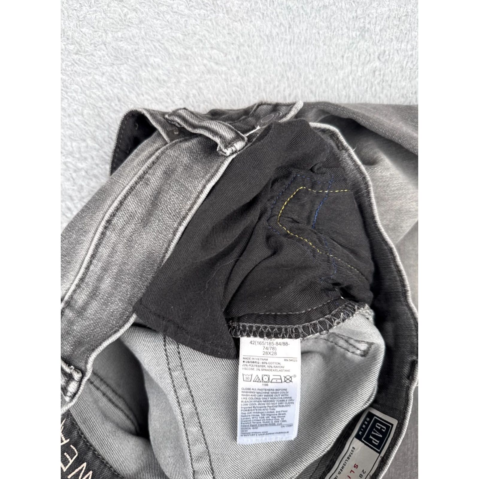 Gap Gap Jeans Women Jeans Slim Straight Leg Denim Gray 28 Cotton Blend 5-Pocket Zipper Button Embroidered Studded Medium Wash 90s Womens Size 28" / US 6 / IT 42 - 7 Thumbnail