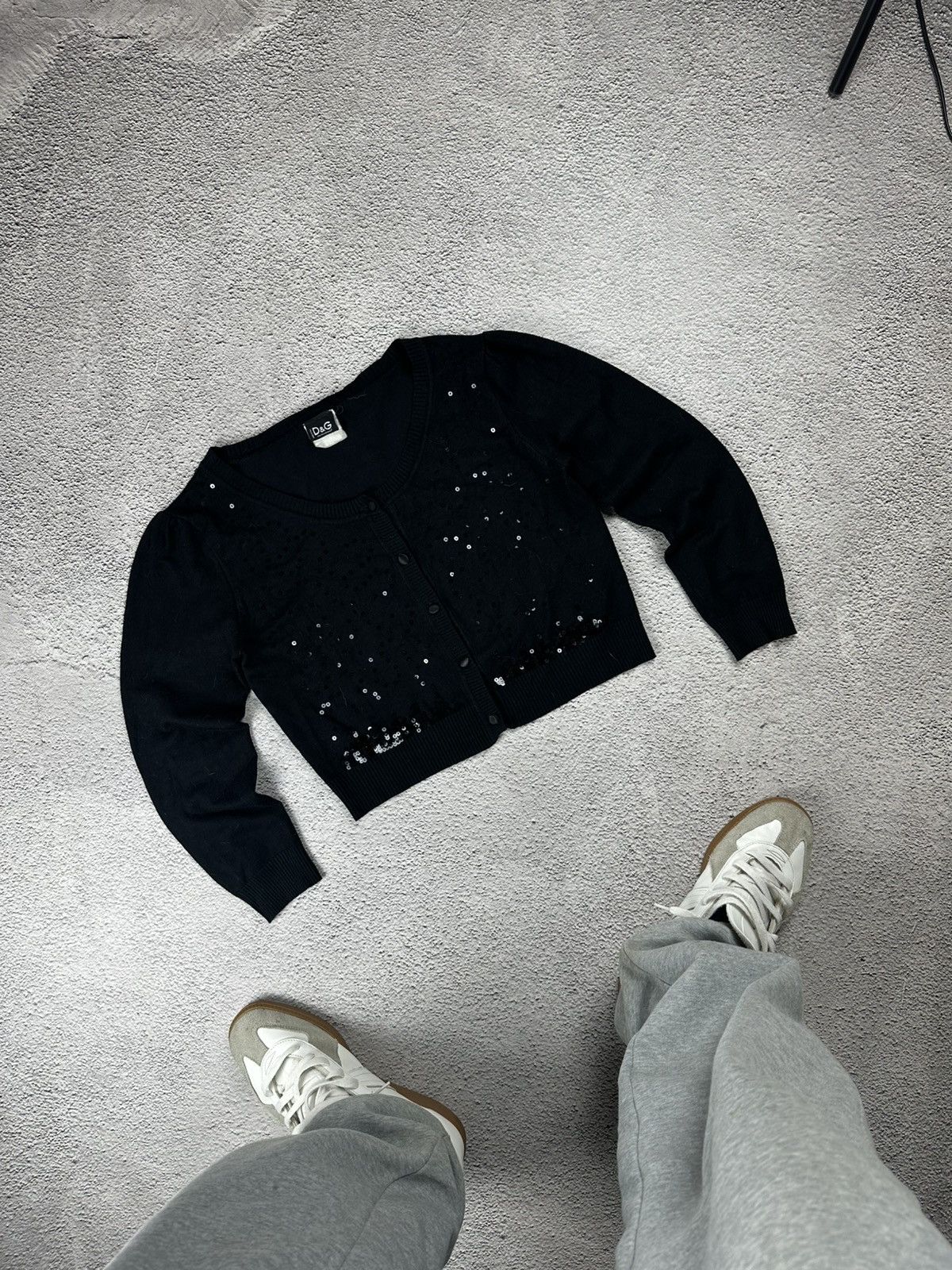 Dolce & Gabbana VTG Dolce Gabbana Cropped Sequin Embellished Black Cardigan Size M / US 6-8 / IT 42-44 - 1 Thumbnail