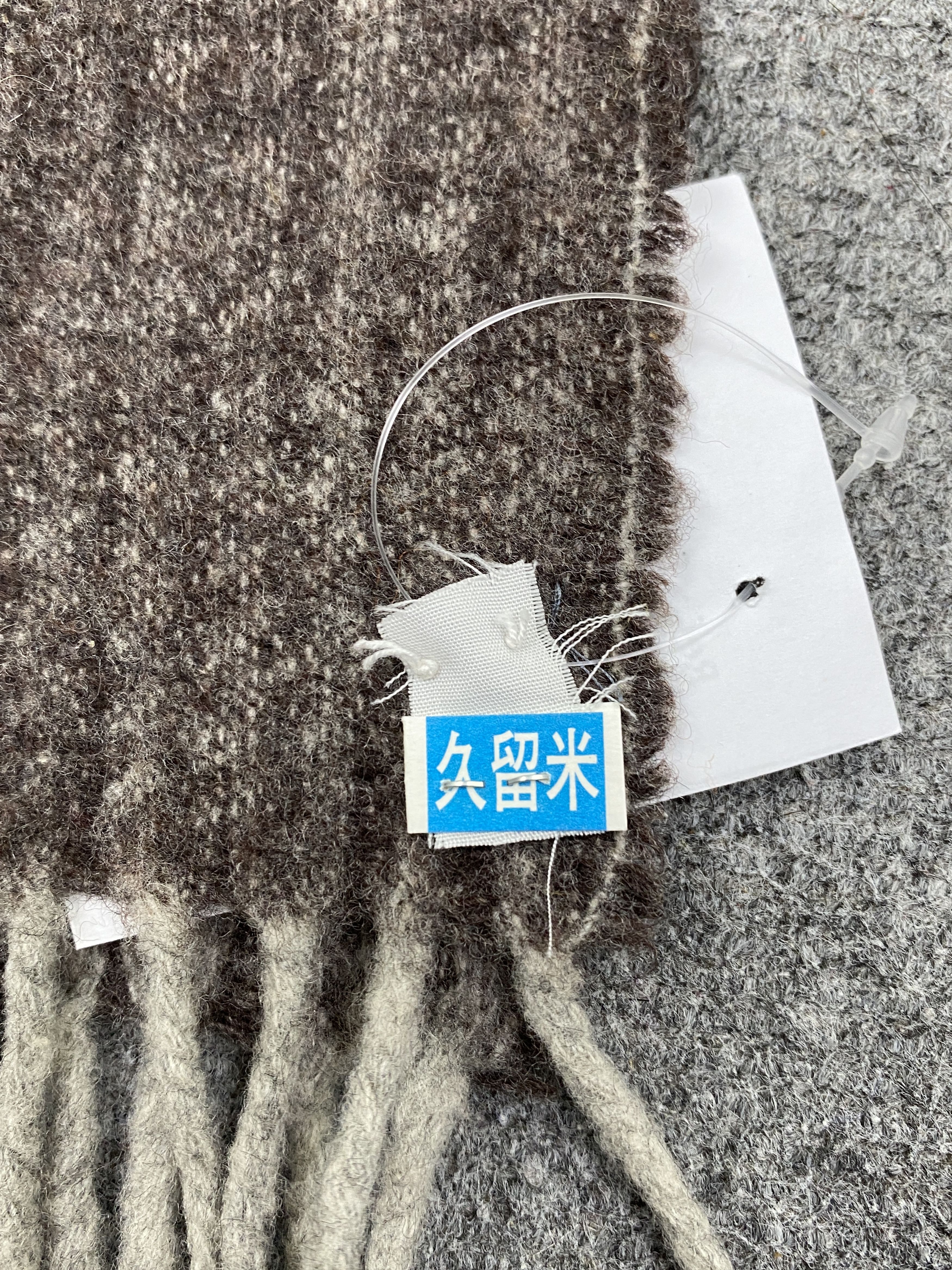 Calvin Klein Vintage Calvin Klein Scarf / Muffler / Wool - SC0291 Size ONE SIZE - 8 Thumbnail