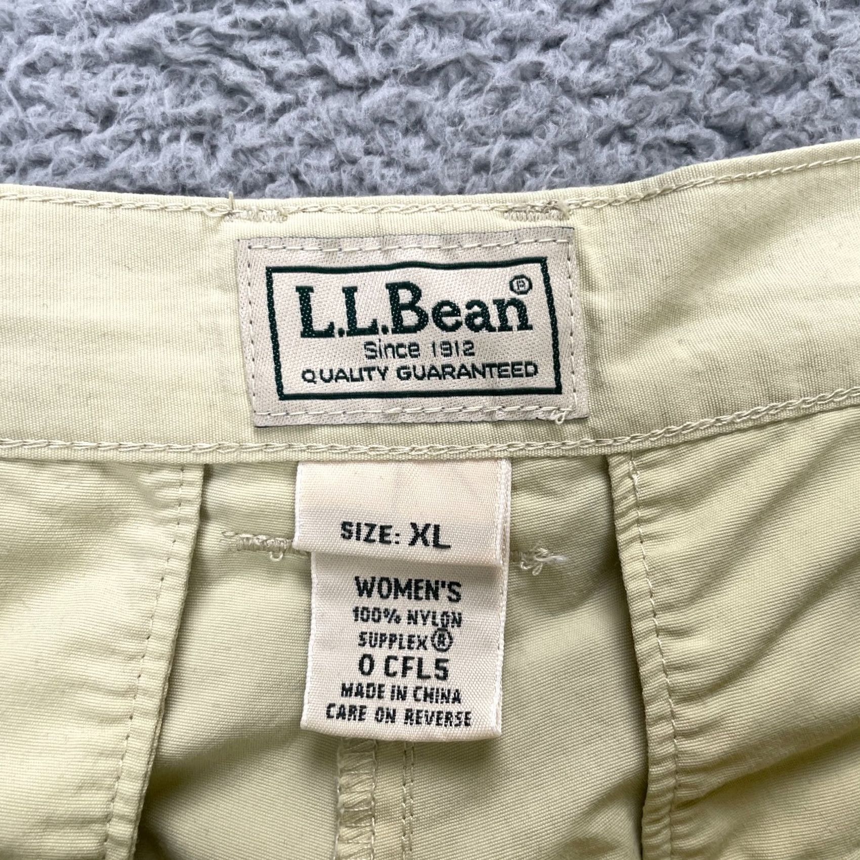 Vintage VINTAGE LL Bean Shorts Womens XL Beige Cargo Ripstop Hiking Outdoor Size 24" / US 00 / IT 34 - 4 Thumbnail