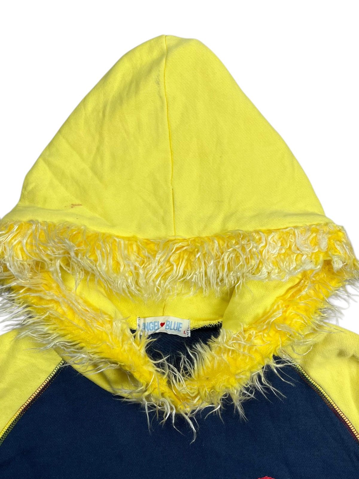 Angel Blue 2000s Angel Blue - Fur Pop & Cute Hoodie Size US M / EU 48-50 / 2 - 4 Thumbnail