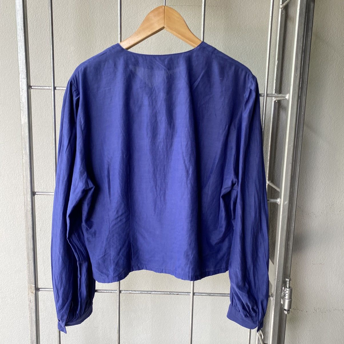 Burberry BURBERRYS Vintage Royal Blue Bow Blouse Size M / US 6-8 / IT 42-44 - 16 Thumbnail