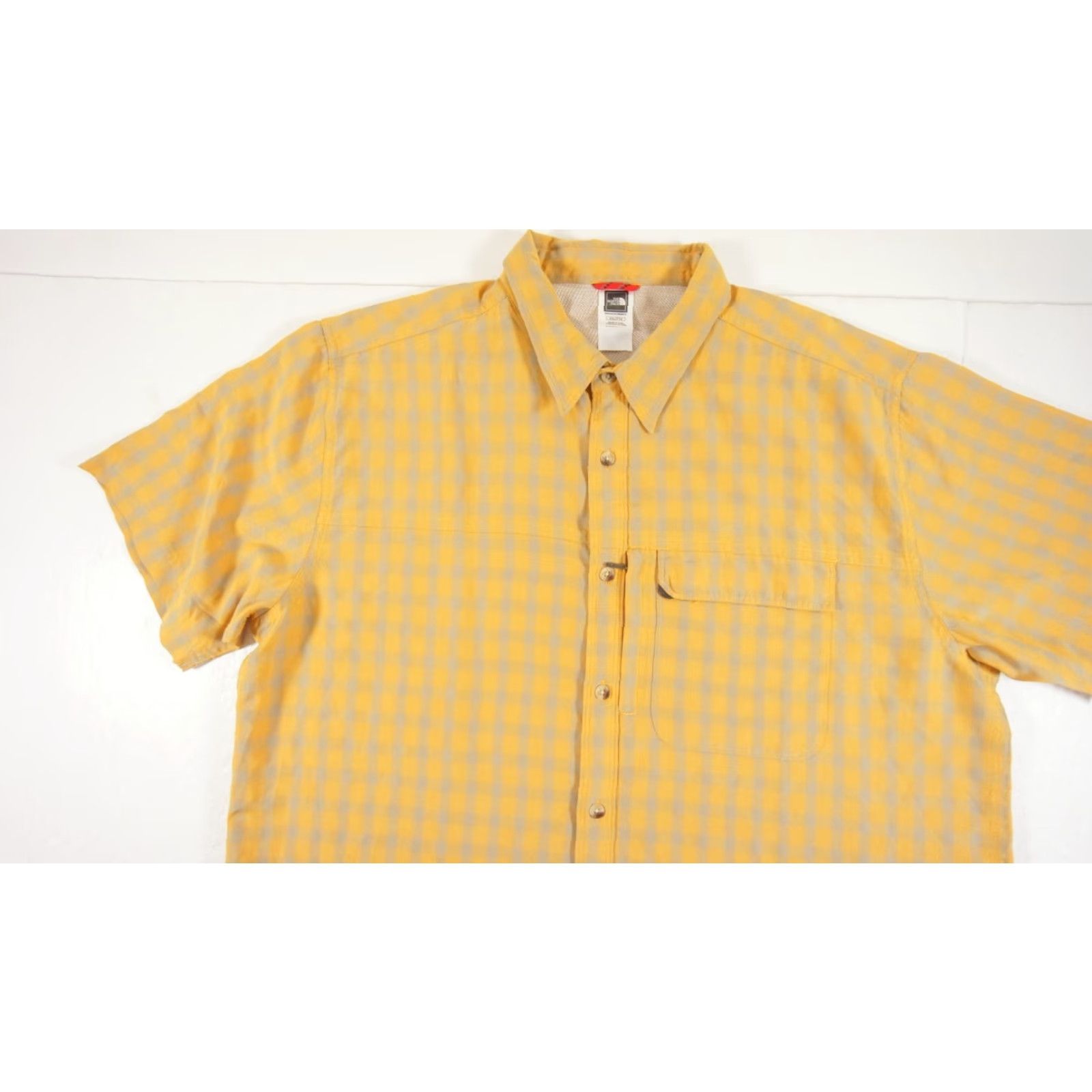 The North Face The North Face Shirt Mens 2XL Yellow Button Down Short Sleeve Outdoors Camp Hike Casual Size US XXL / EU 58 / 5 - 2 Thumbnail