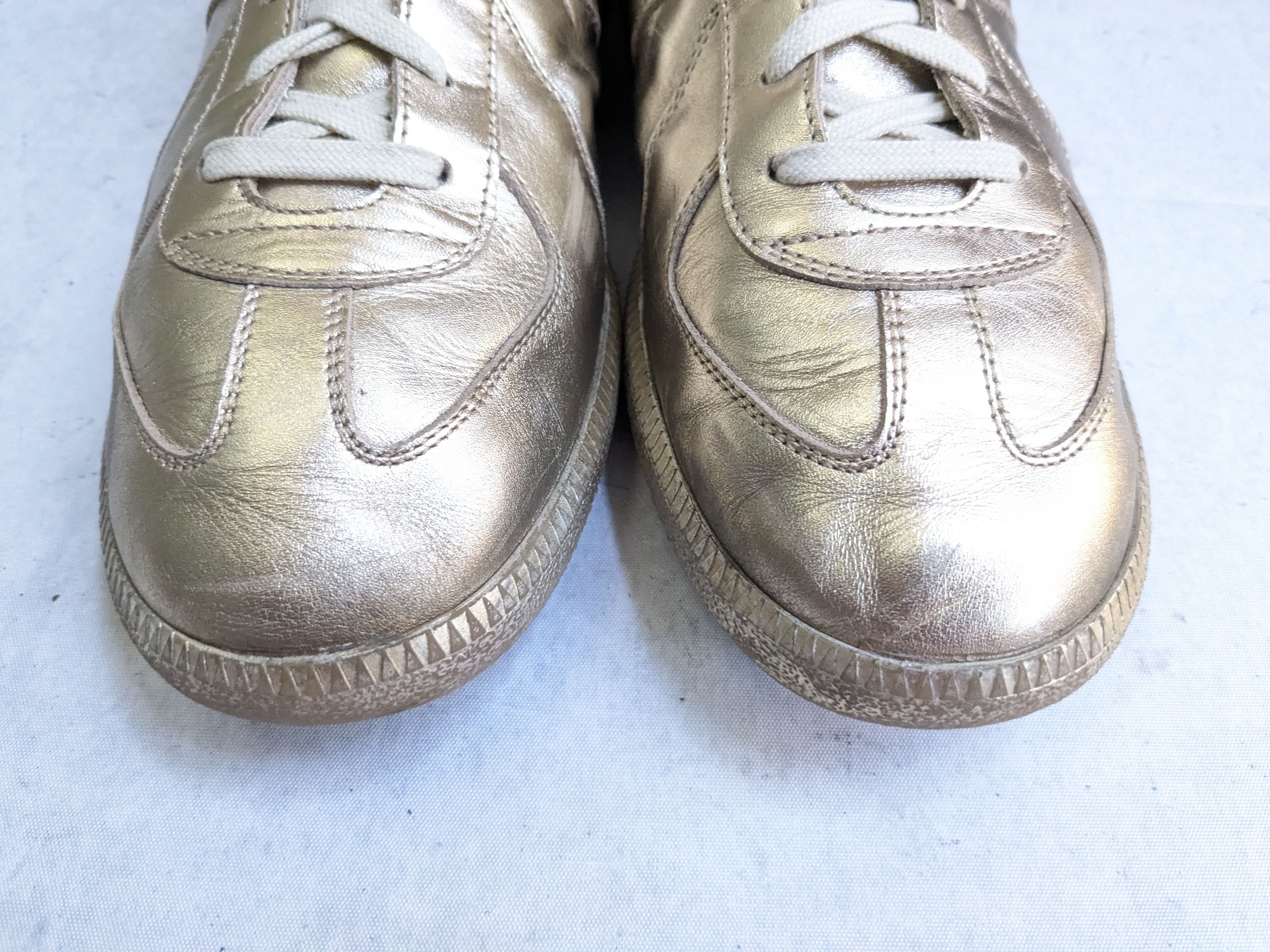 Maison Margiela Maison Margiela GAT Replica Gold 11 44 Low Tops Size US 11 / EU 44 - 3 Thumbnail
