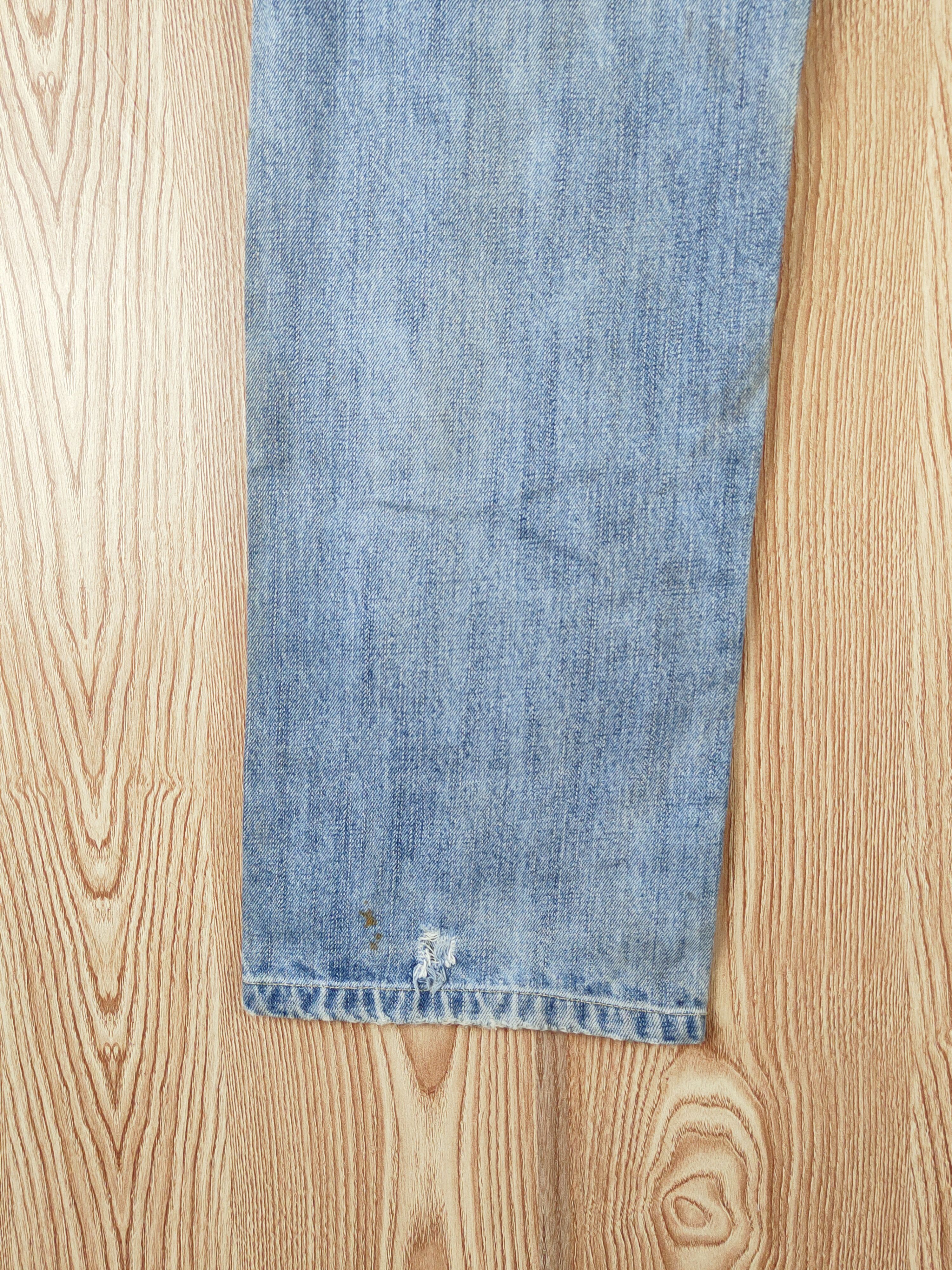 Japanese Brand Uniqlo Blue Faded Distressed Ripped Jeans #S2771 Size US 30 / EU 46 - 9 Thumbnail