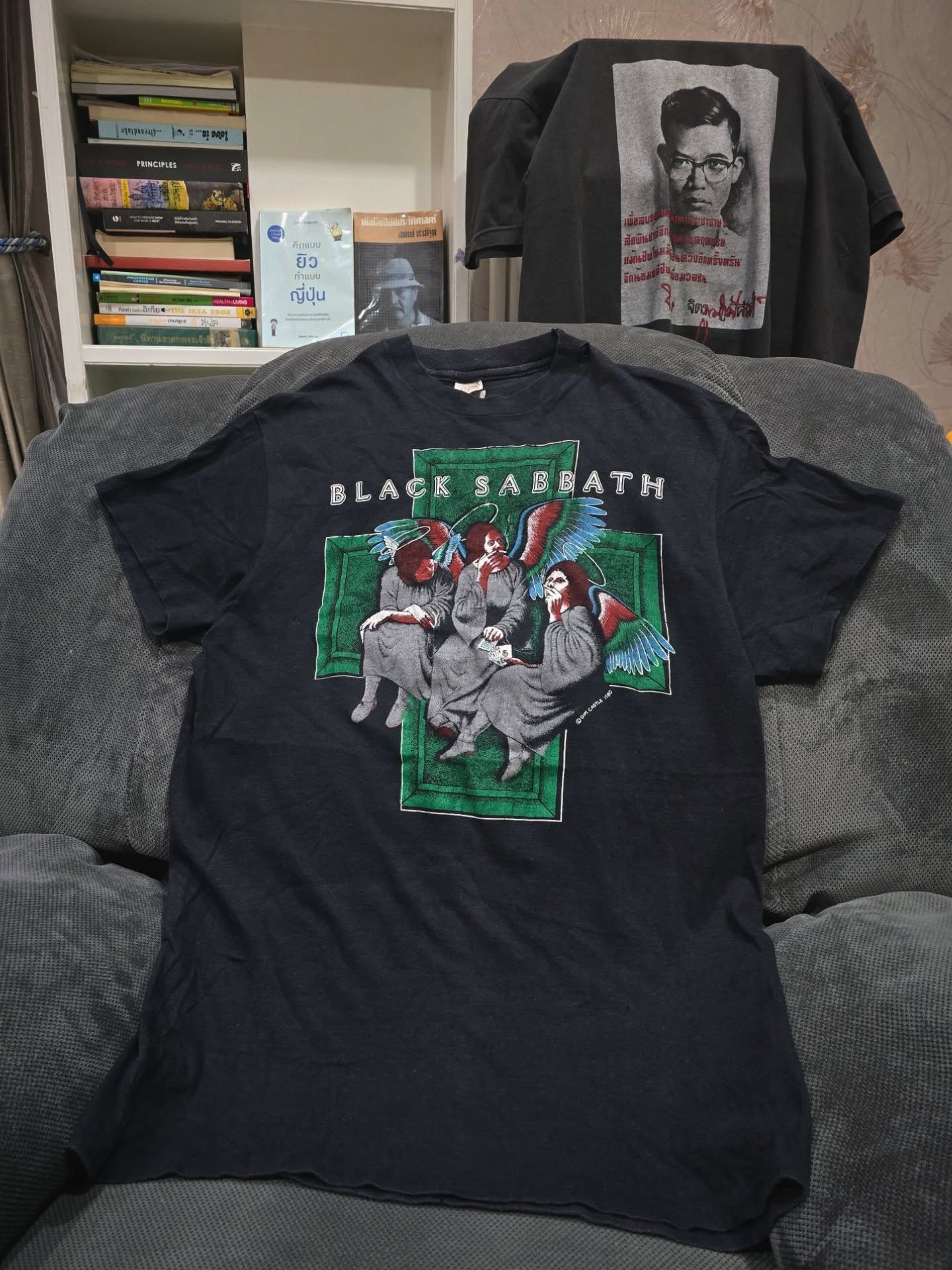 Vintage Vintage 80s Black Sabbath Angels Smoke t-shirt Size US L / EU 52-54 / 3 - 2 Thumbnail