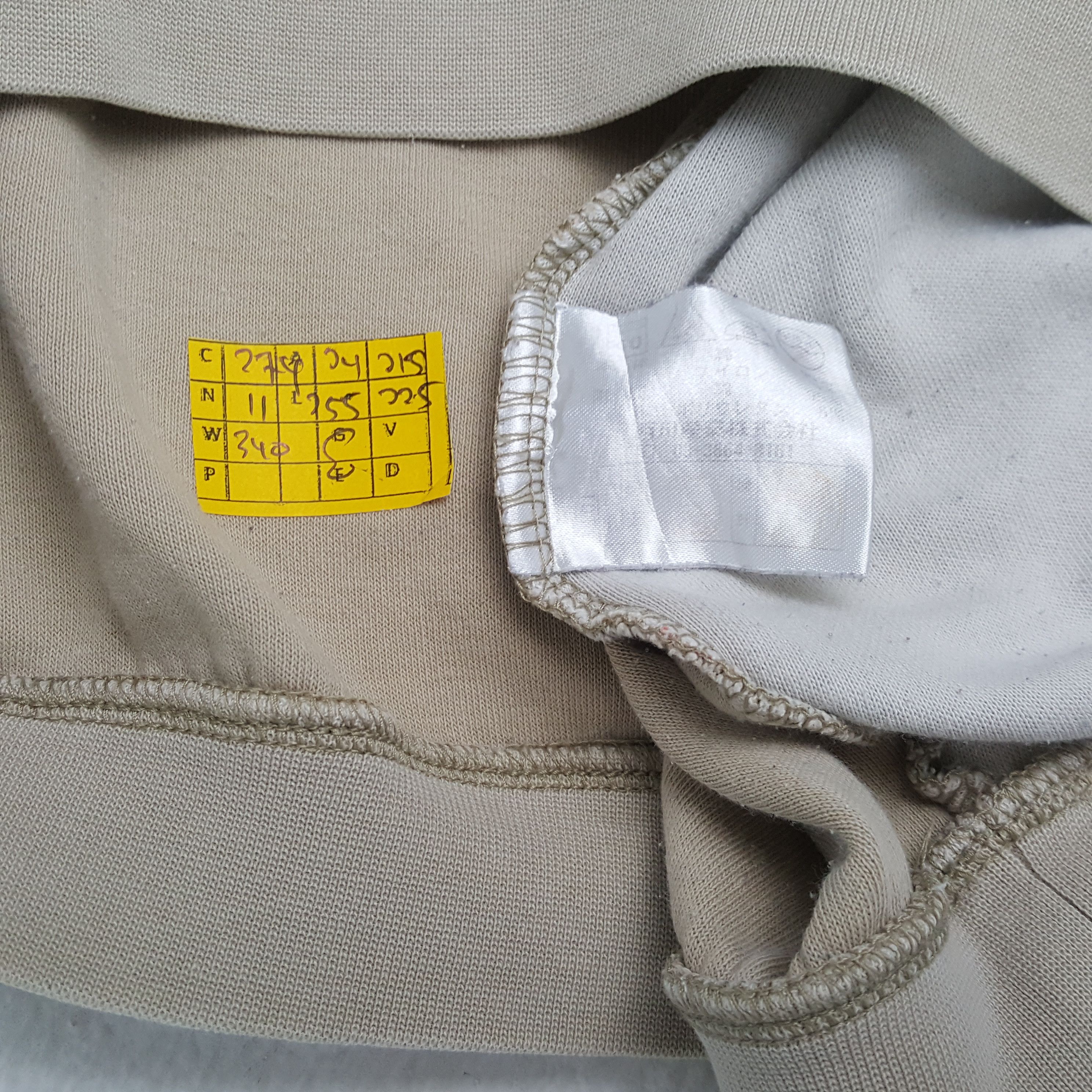 Burberry Vintage BURBERRY LONDON Nova Check Distressed Sweatshirt Size US L / EU 52-54 / 3 - 7 Thumbnail