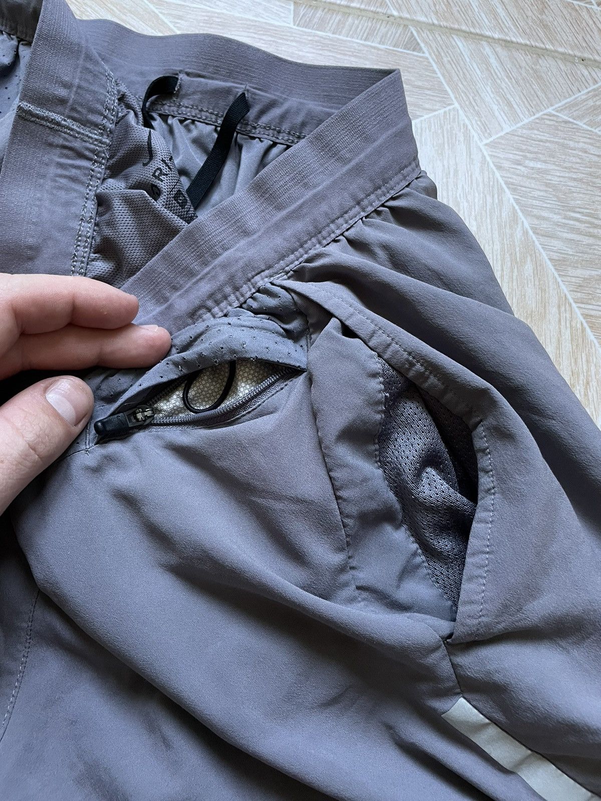 Nike Drill Y2K Nike Flex Stride 7 Grat Lined Running Nylon Shorts Size US 34 / EU 50 - 7 Thumbnail