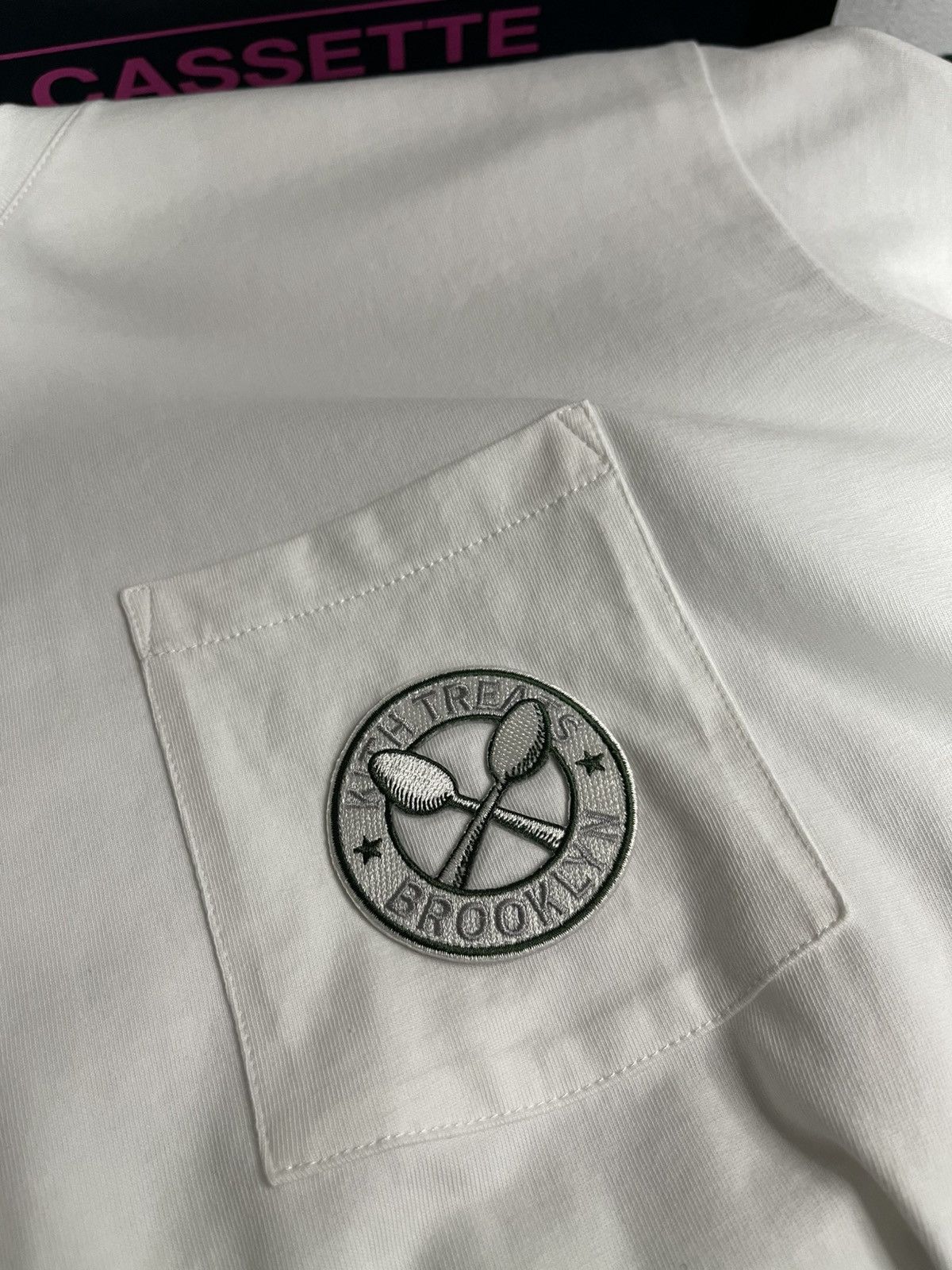 Kith Kith Treats Brooklyn tee Size US L / EU 52-54 / 3 - 4 Thumbnail