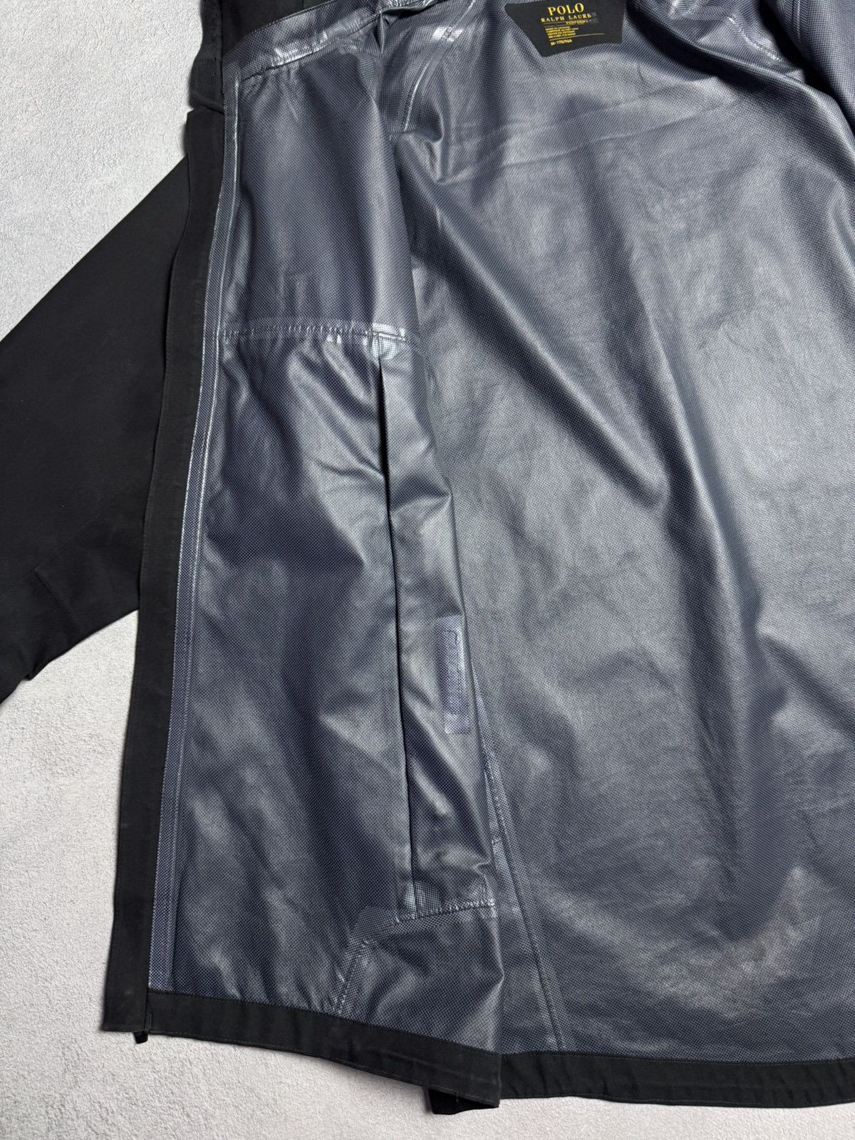 Polo Ralph Lauren Polo Ralph Lauren Performance Waterproof Hooded Jacket Size US M / EU 48-50 / 2 - 11 Thumbnail