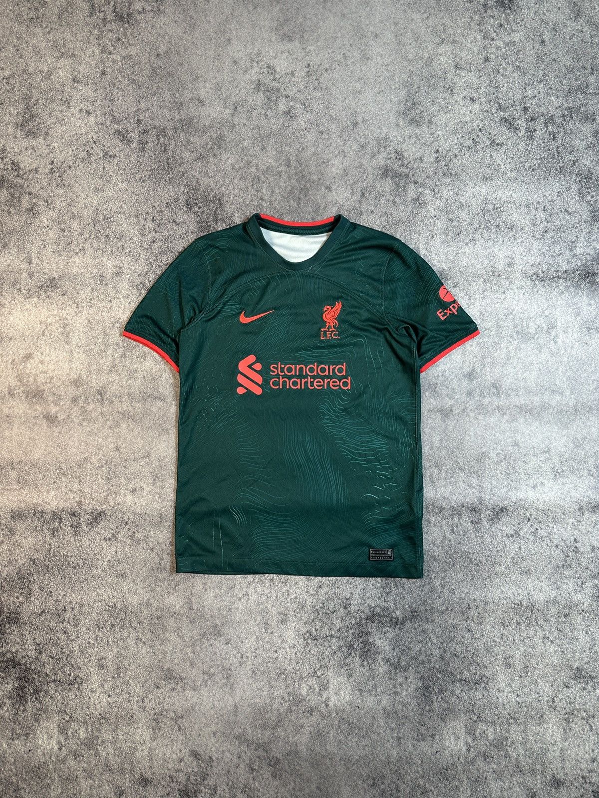 Nike Nike Liverpool soccer jersey Streetwear football rare Xs Size US XS / EU 42 / 0 - 1 Thumbnail