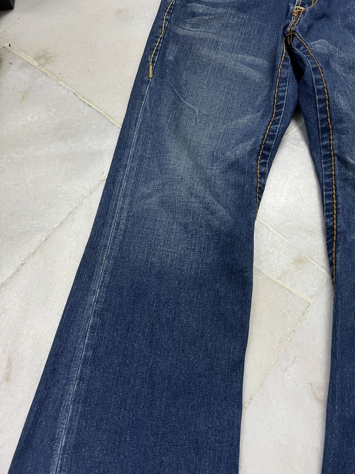 True Religion 💥Flare💥Twist Leg True Religion Billy Giant Big T Jeans Size US 34 / EU 50 - 6 Thumbnail