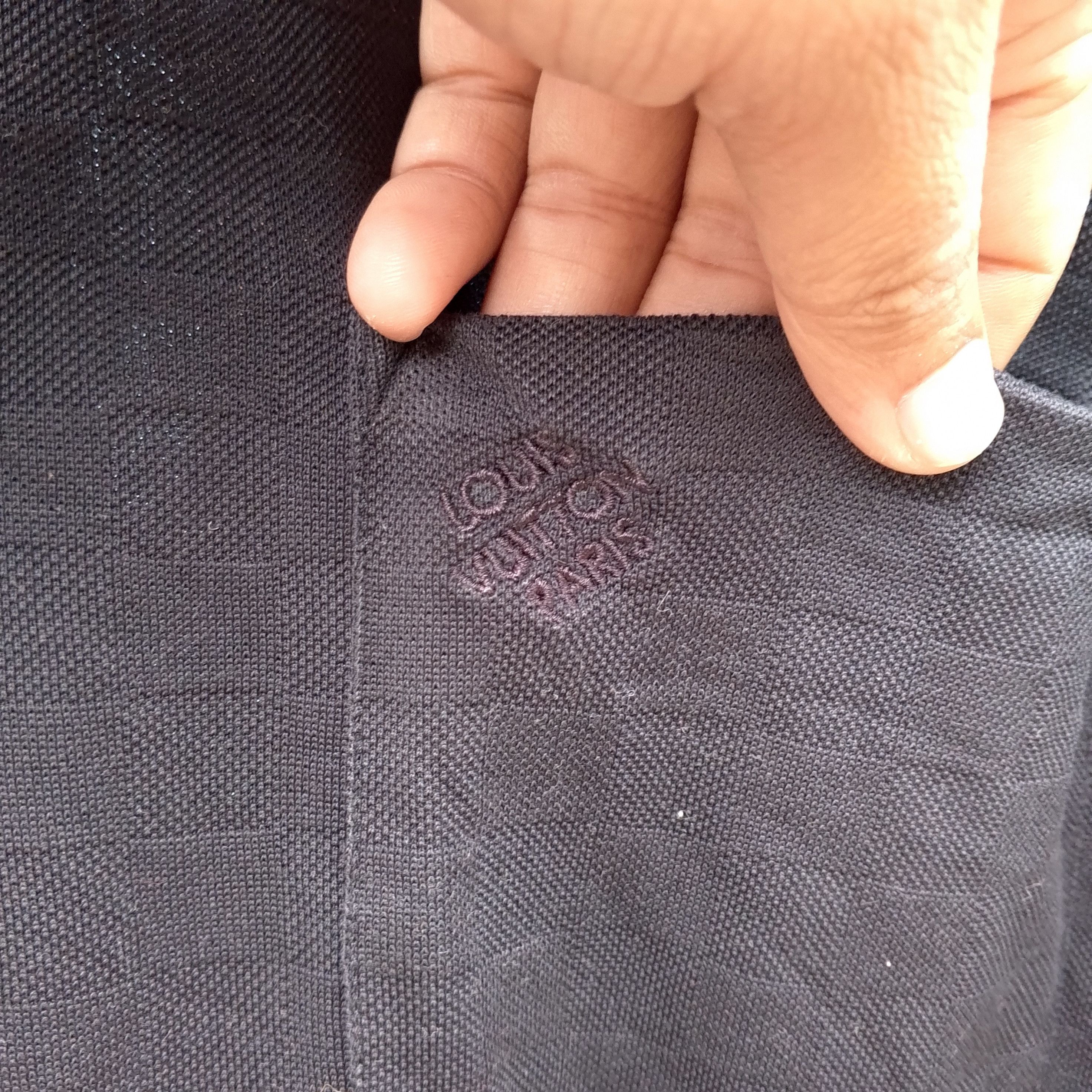 Louis Vuitton Louis Vuitton Monogram Black on Black Logo Polo Size US M / EU 48-50 / 2 - 4 Thumbnail
