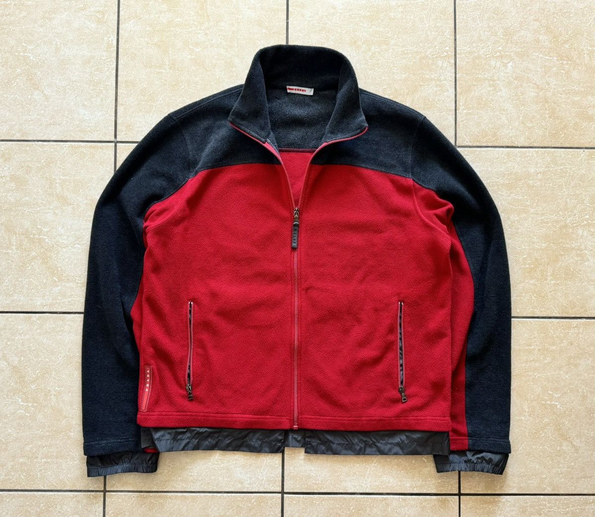 Image of Vintage Prada Red Tab Fleece Jacket in Black/Red, Men's (Size XL)