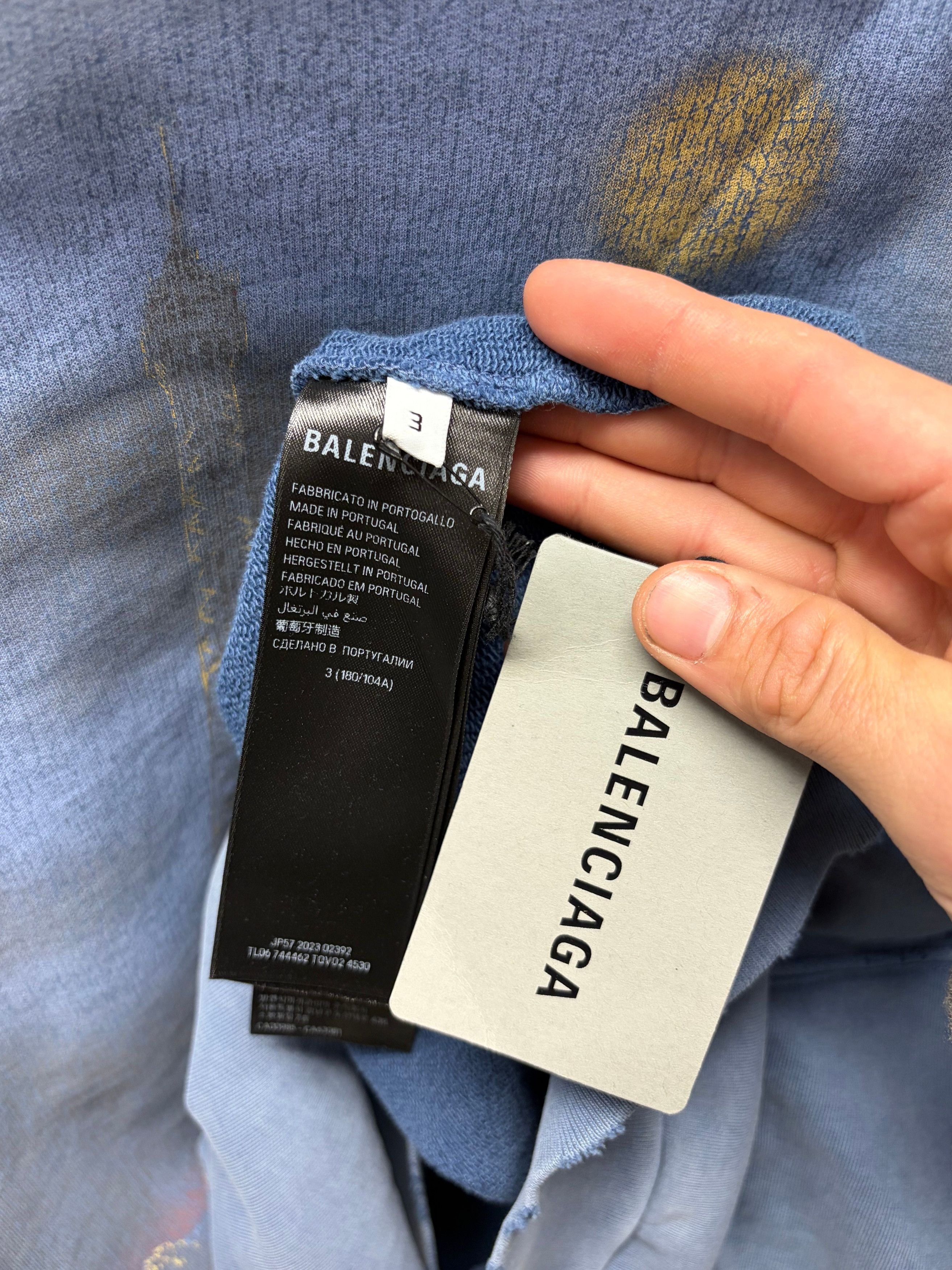 Balenciaga AW2023 Balenciaga ‘Paris Moon’ Blue Heavy Distressed Hoodie Size US L / EU 52-54 / 3 - 5 Thumbnail