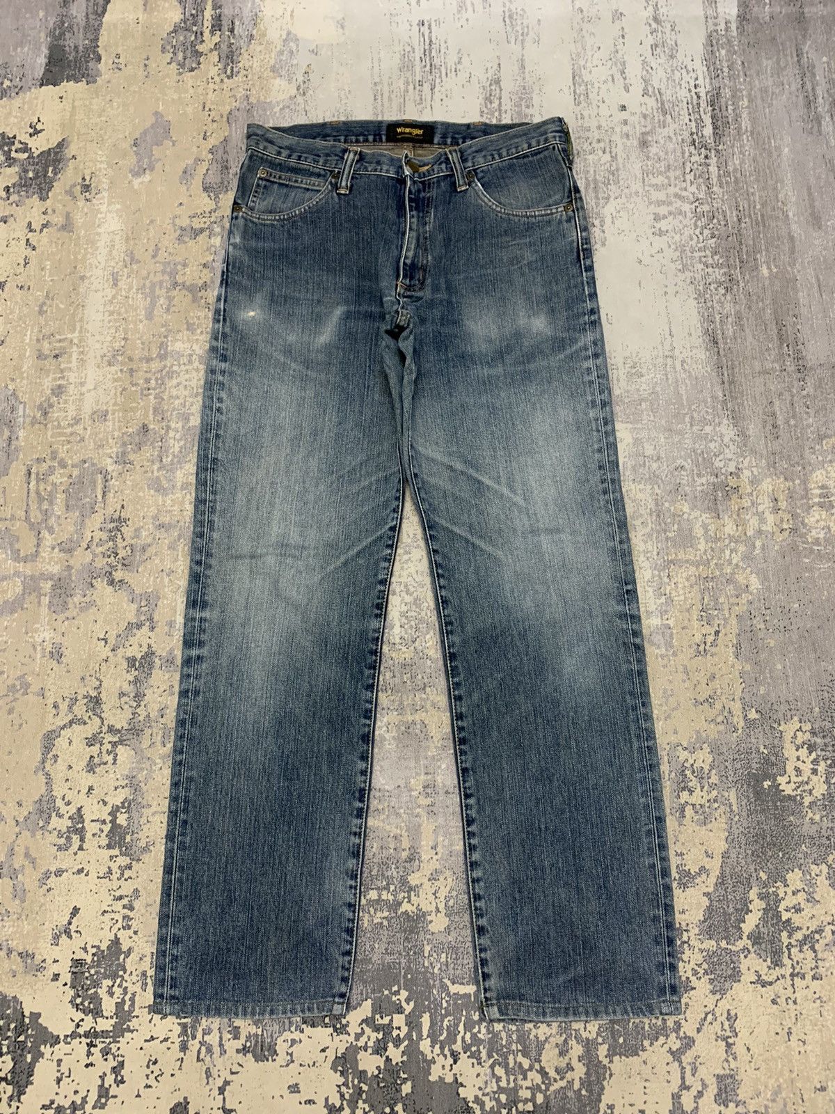 image of Distressed Denim x Wrangler Distressed Vintage Wrangler Streetwear Baggy Jeans 31X30 in Blue, Men's